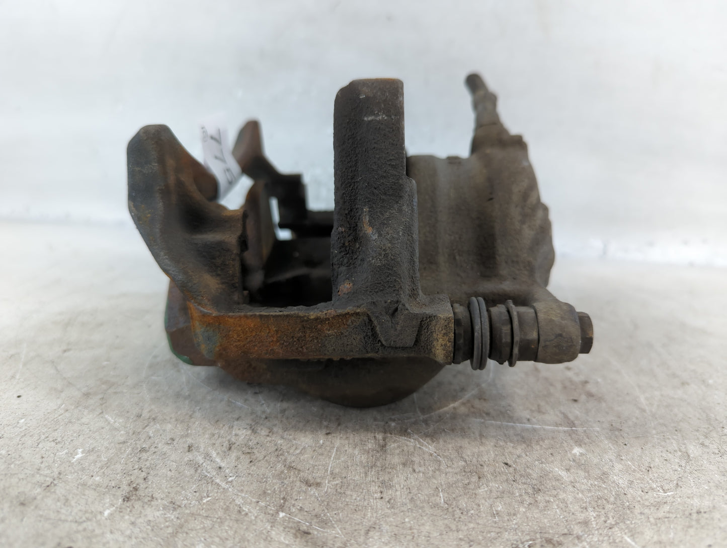 2015-2020 Mercedes-benz Gla250 Front Driver Left Brake Caliper - Oemusedautoparts1.com