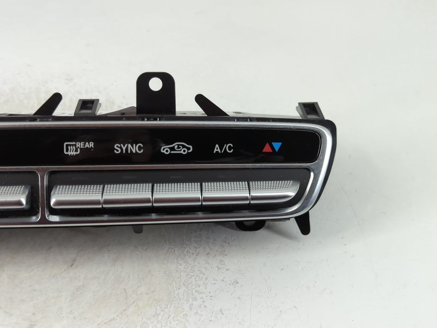 2016-2019 Mercedes-Benz Glc300 Climate Control Module Temperature AC/Heater Replacement P/N:A 205 905 88 13 Fits OEM Used Au