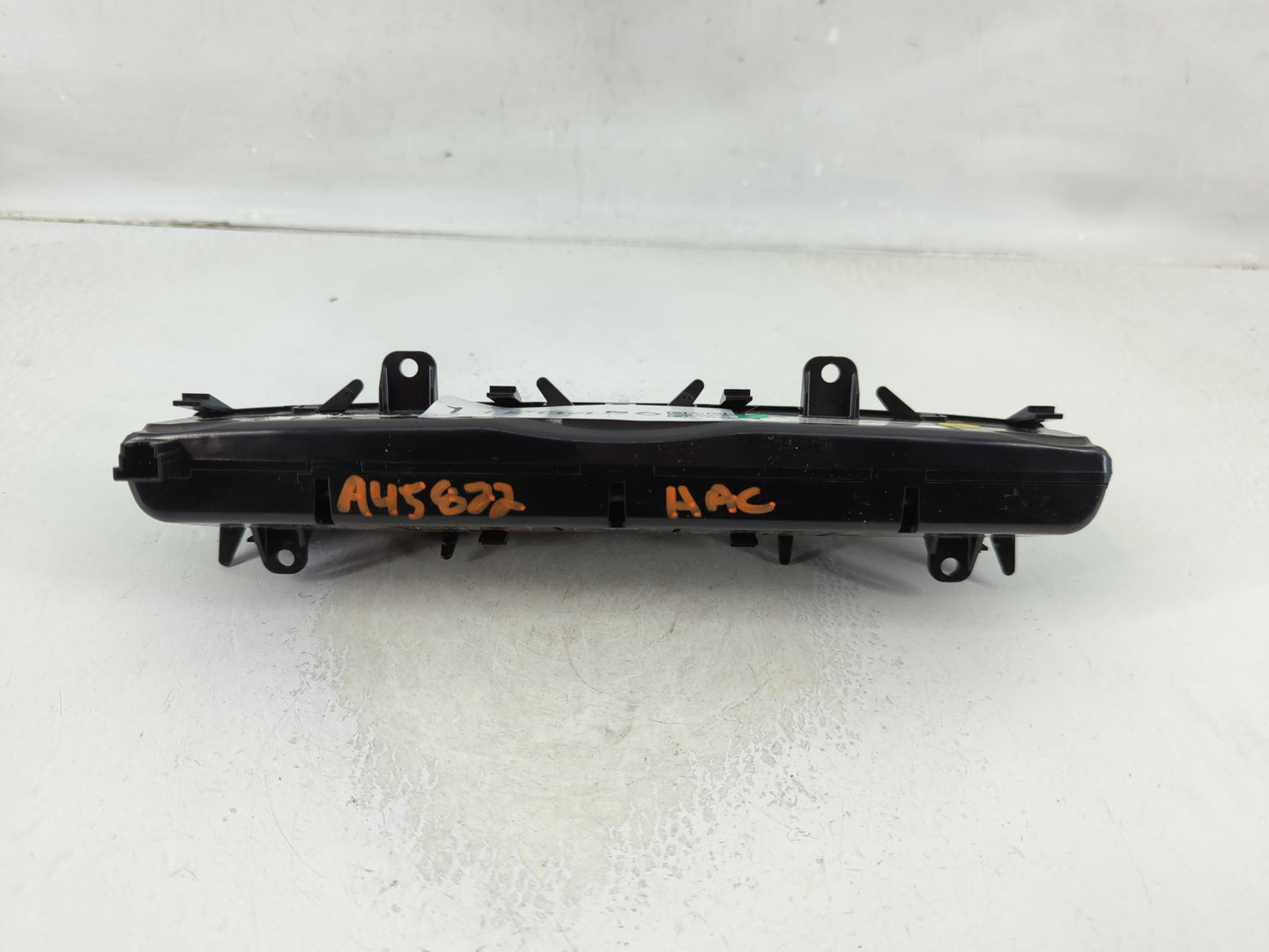 2016-2019 Mercedes-Benz Glc300 Climate Control Module Temperature AC/Heater Replacement P/N:A 205 905 88 13 Fits OEM Used Au