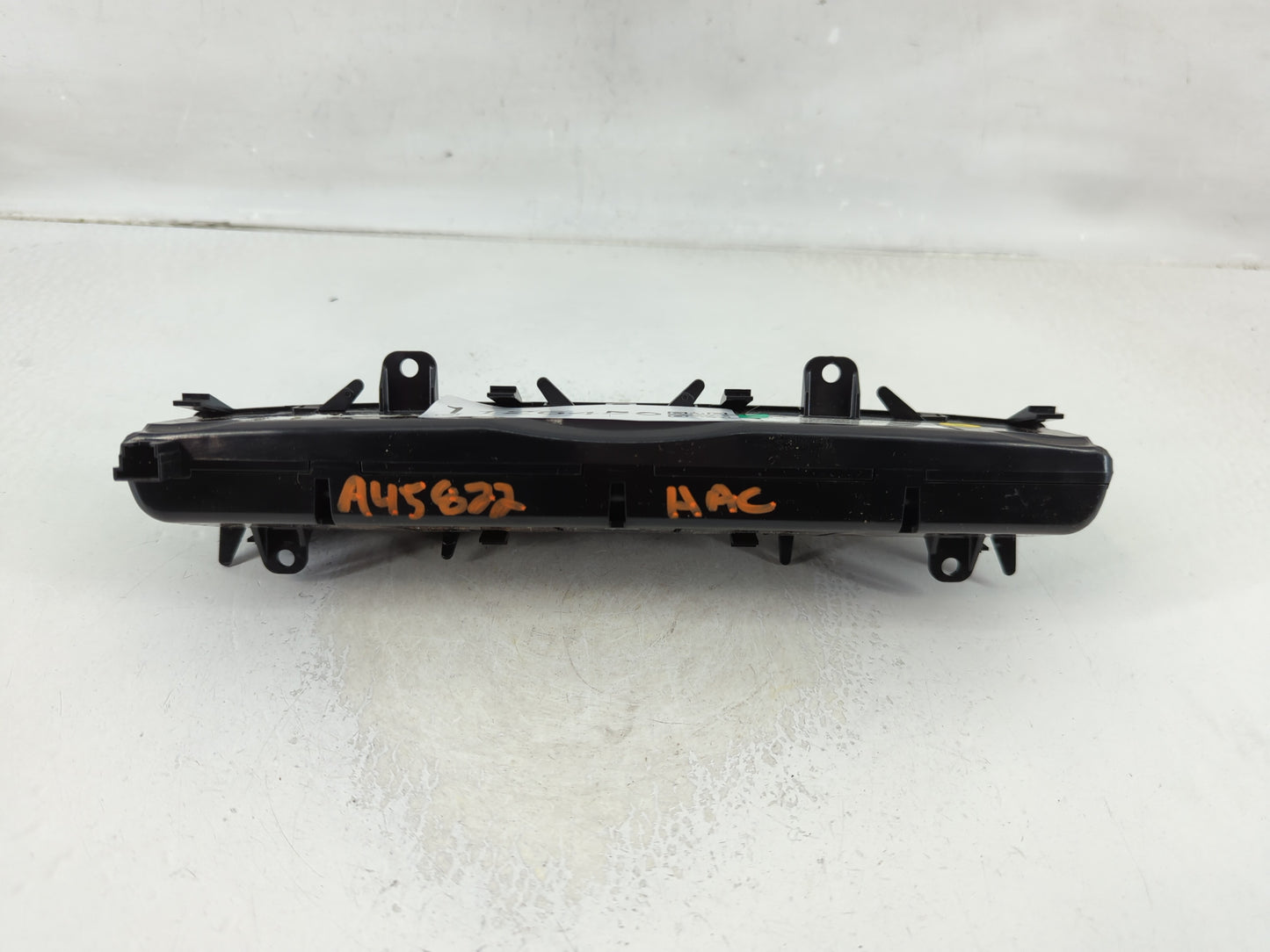 2016-2019 Mercedes-Benz Glc300 Climate Control Module Temperature AC/Heater Replacement P/N:A 205 905 88 13 Fits OEM Used Au