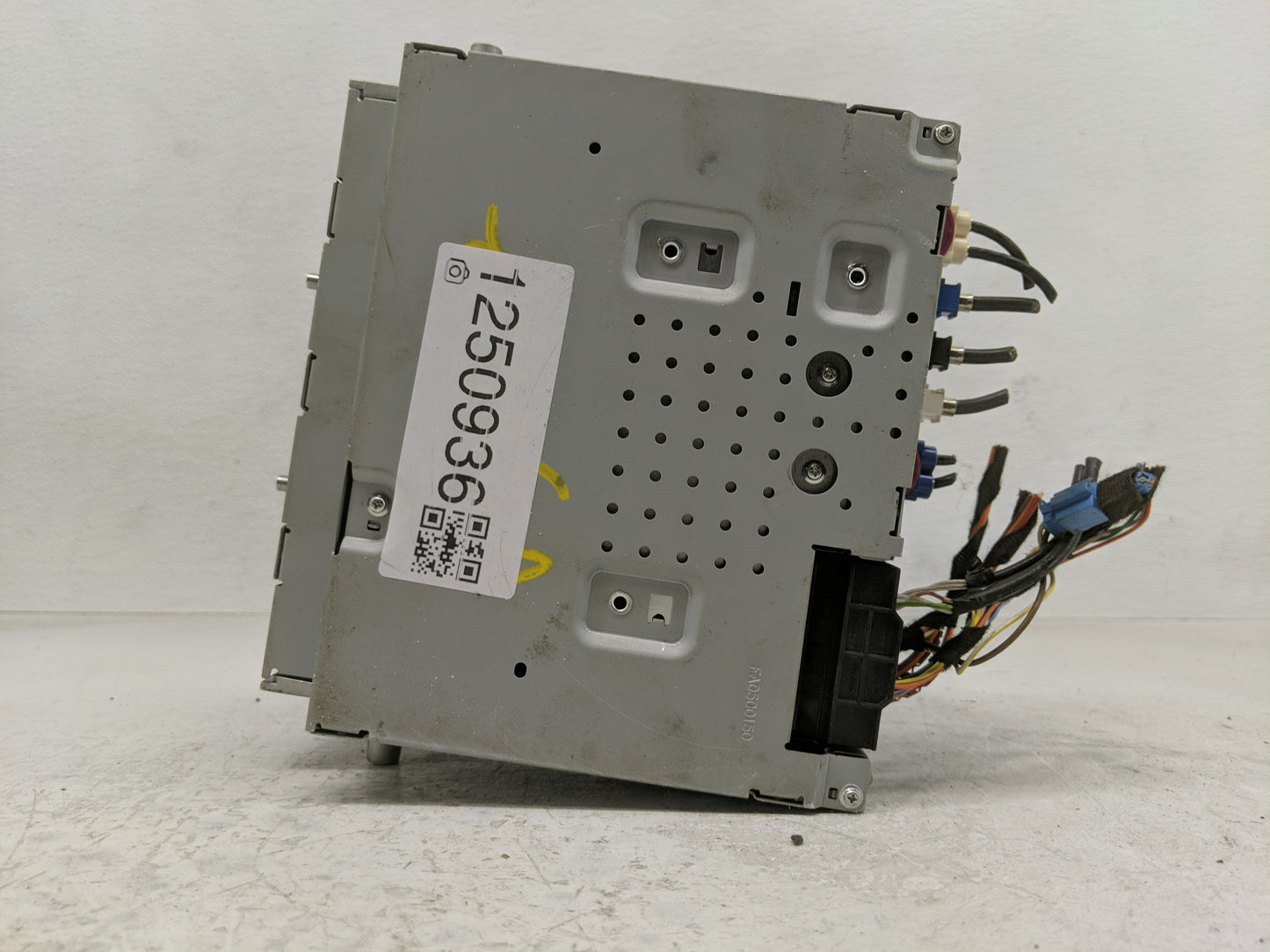 2016-2019 Mercedes-Benz Glc300 Radio AM FM Cd Player Receiver Replacement Fits Fits 2015 2016 2017 2018 2019 OEM Used Auto P