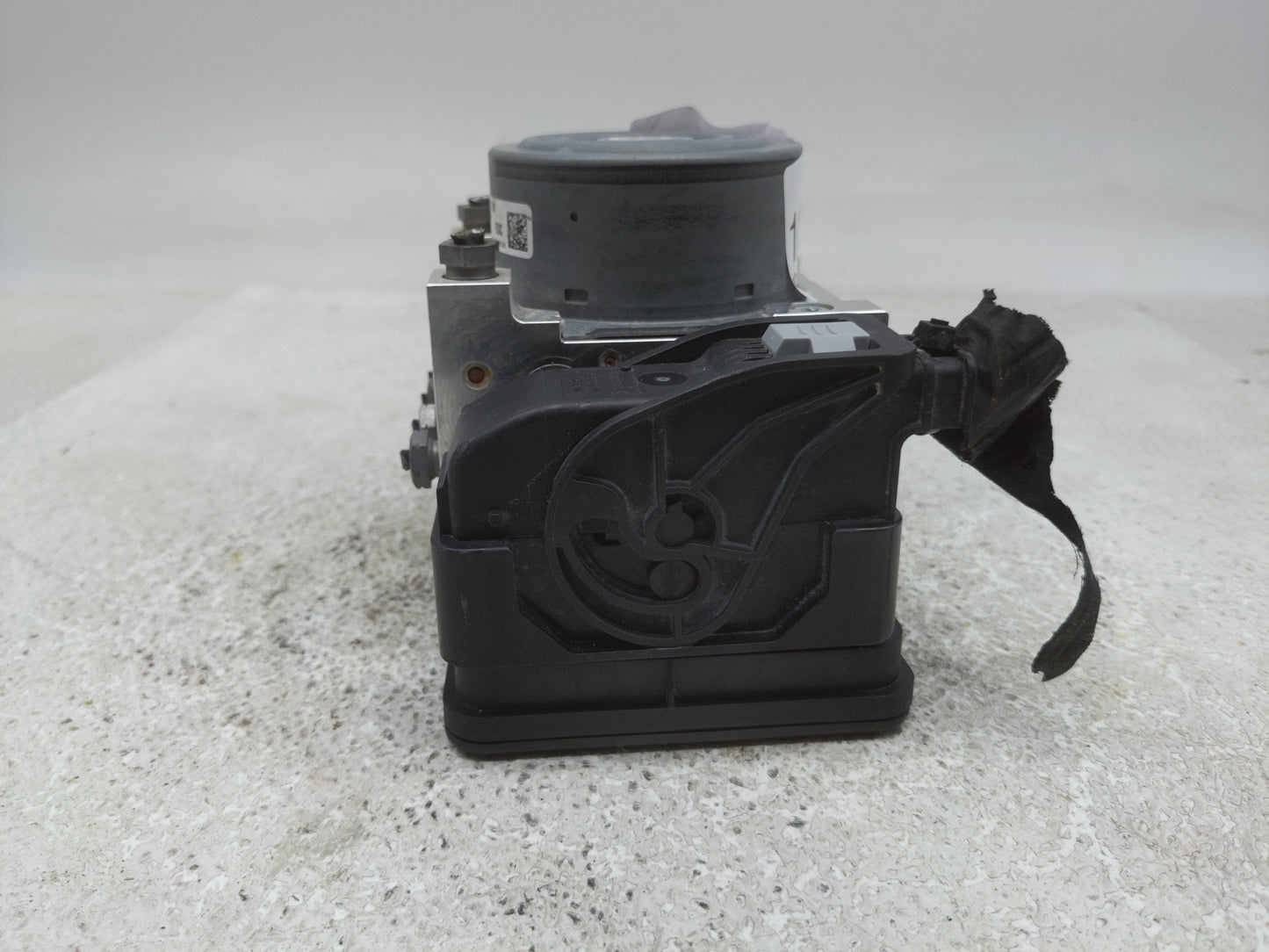 2017-2019 Mercedes-Benz Glc300 ABS Pump Control Module Replacement P/N:A 253 431 02 00 Fits Fits 2017 2018 2019 OEM Used Aut