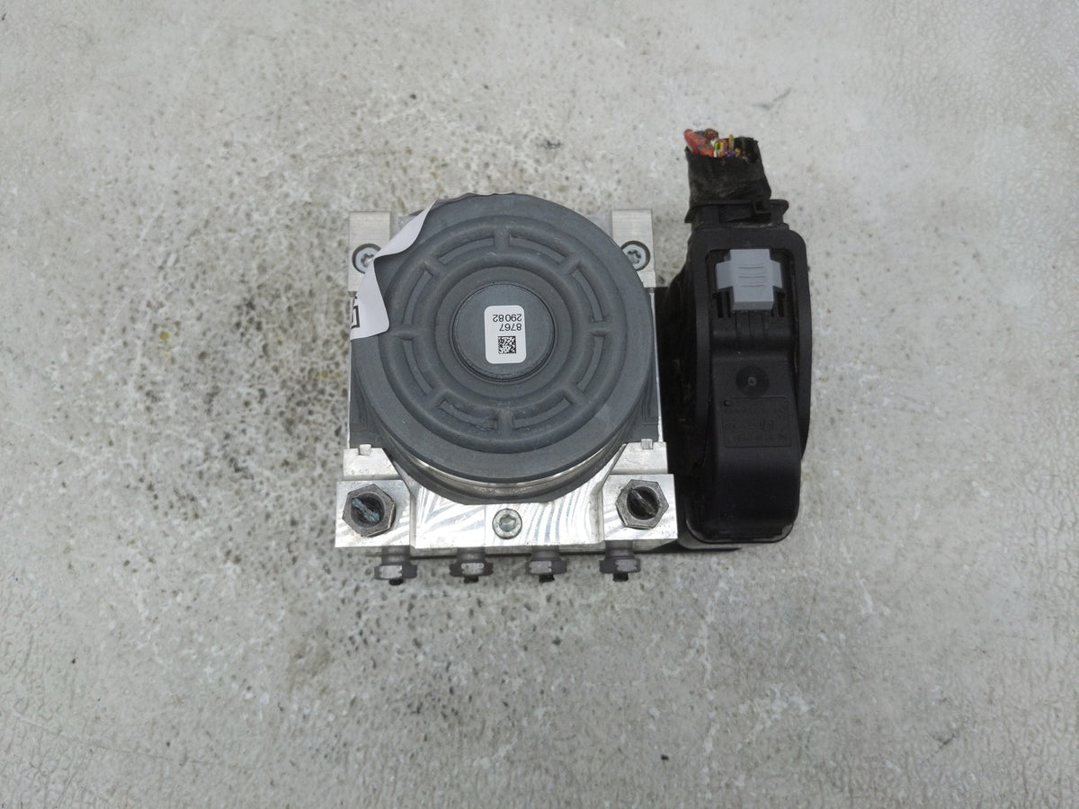 2017-2019 Mercedes-Benz Glc300 Anti-Lock Brake ABS Pump Module Actuator OEM P/N:A 253 431 02 00 Fits Fits 2017 2018 2019 OEM