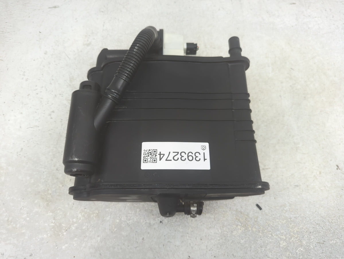 2019 Mercedes-benz Glc300 Fuel Vapor Charcoal Canister - Oemusedautoparts1.com