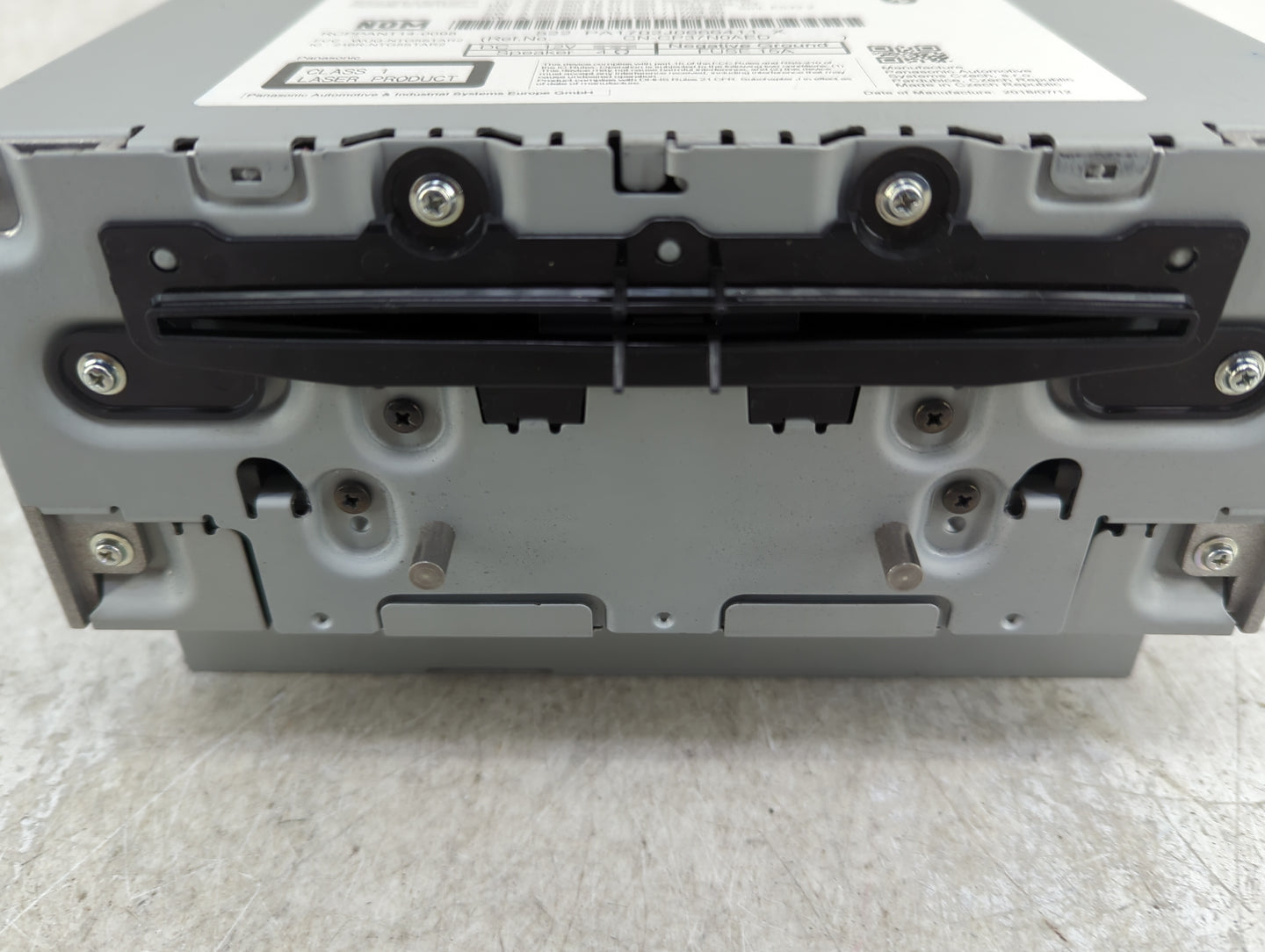 2018-2019 Mercedes-Benz Glc300 Radio AM FM Cd Player Receiver Replacement P/N:2059004140 Fits Fits 2018 2019 OEM Used Auto P