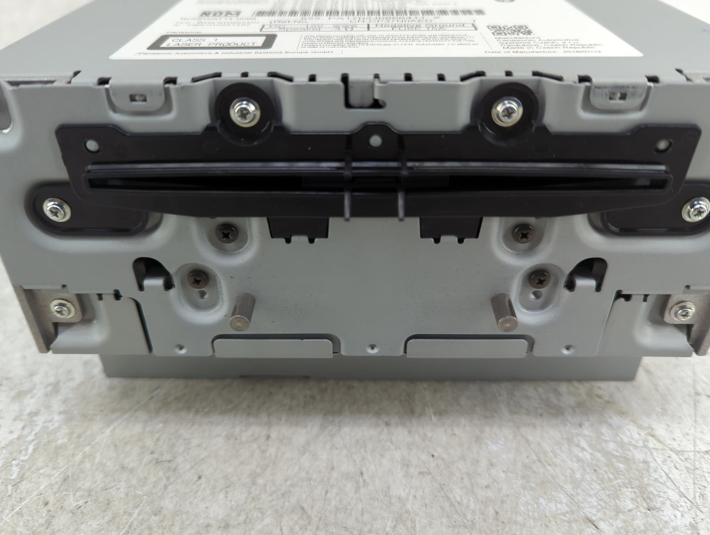 2018-2019 Mercedes-Benz Glc300 Radio AM FM Cd Player Receiver Replacement P/N:2059004140 Fits Fits 2018 2019 OEM Used Auto P