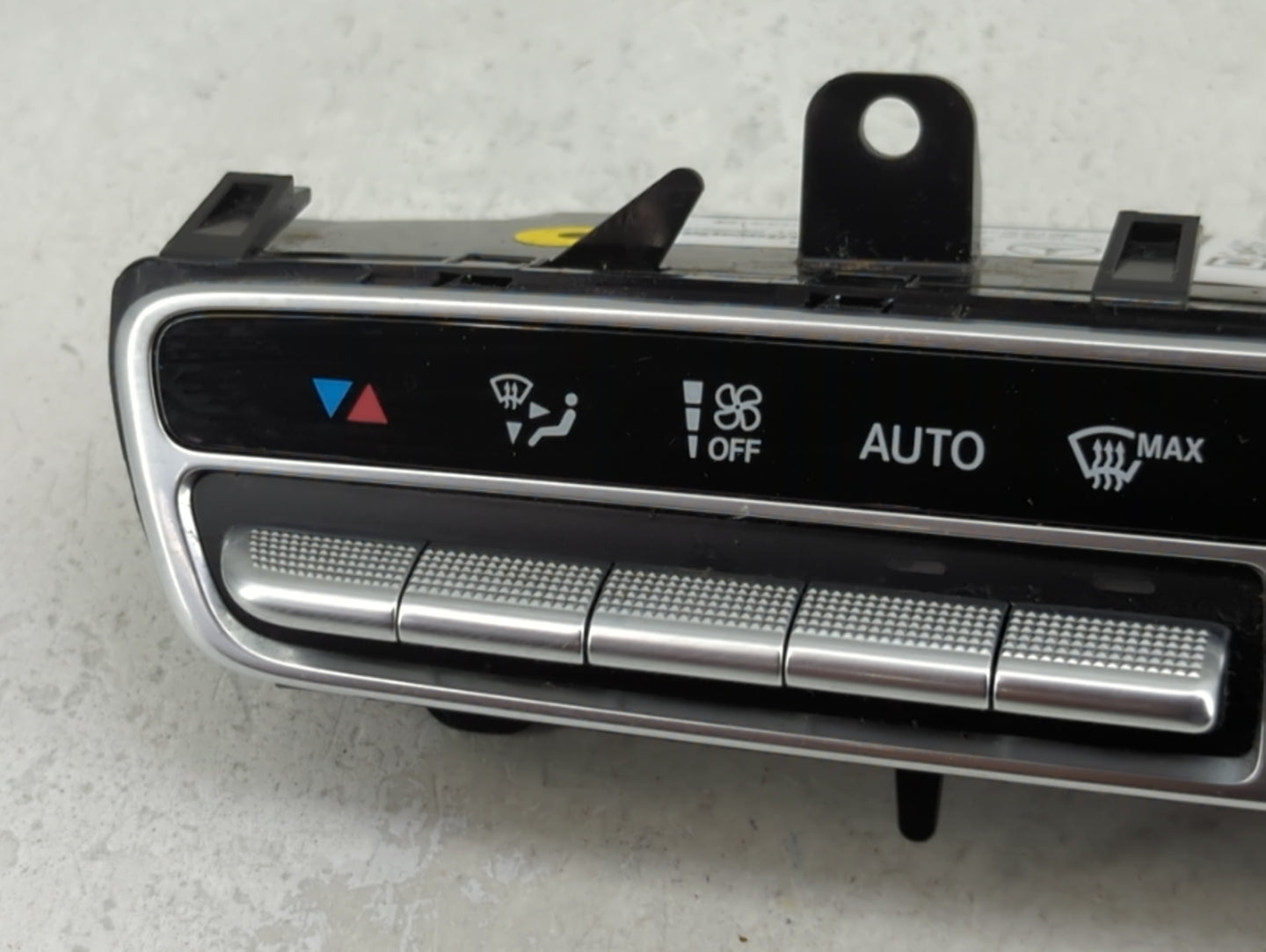 2019 Mercedes-Benz Glc300 Climate Control Module Temperature AC/Heater Replacement P/N:A2059054315 A2C1600250101 Fits OEM Us