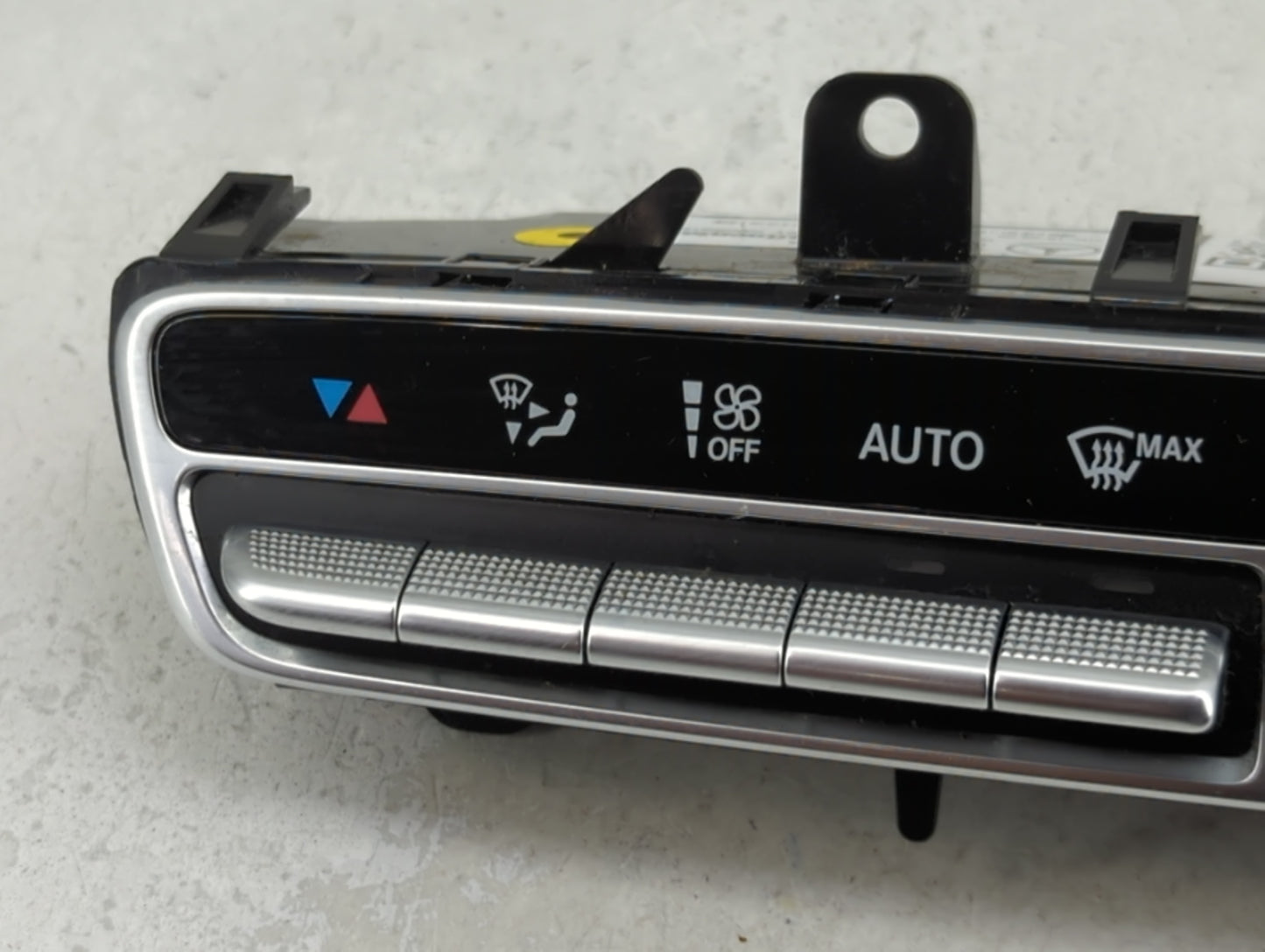 2019 Mercedes-Benz Glc300 Climate Control Module Temperature AC/Heater Replacement P/N:A2059054315 A2C1600250101 Fits OEM Us