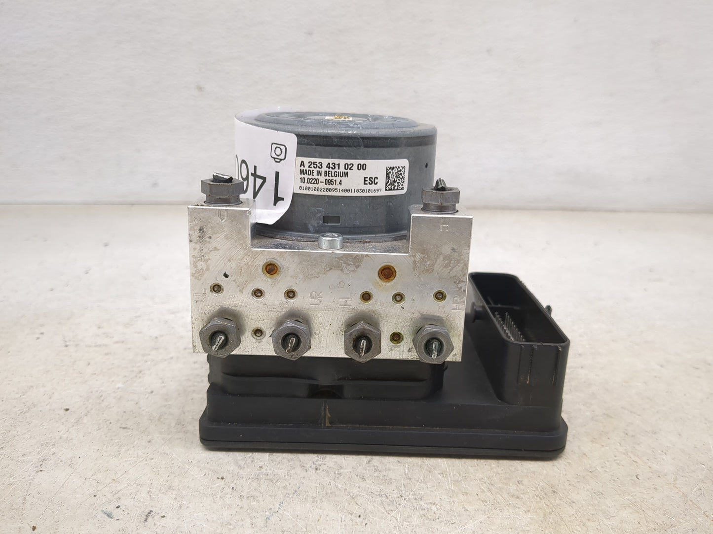 2017-2019 Mercedes-Benz Glc300 ABS Pump Control Module Replacement P/N:A 253 431 02 00 Fits Fits 2017 2018 2019 OEM Used Aut