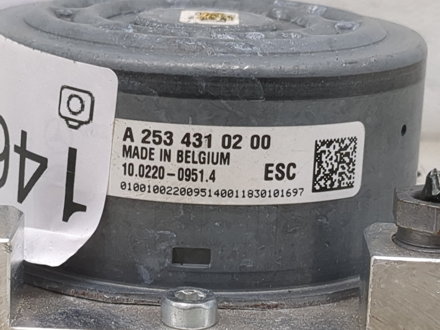 2017-2019 Mercedes-Benz Glc300 ABS Pump Control Module Replacement P/N:A 253 431 02 00 Fits Fits 2017 2018 2019 OEM Used Aut