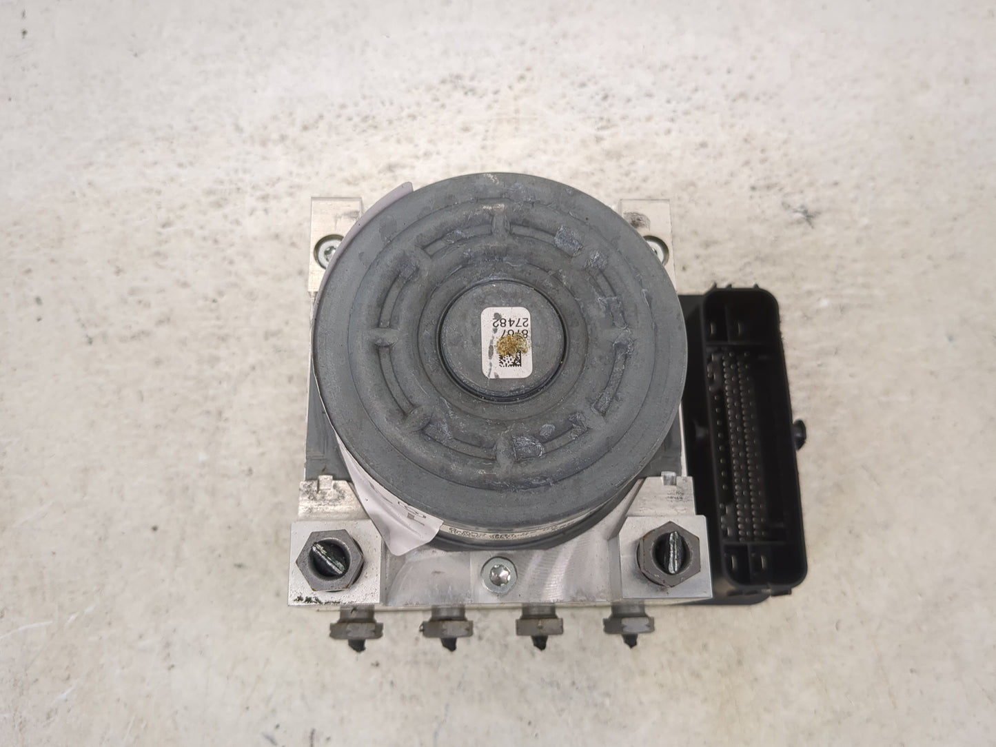 2017-2019 Mercedes-Benz Glc300 ABS Pump Control Module Replacement P/N:A 253 431 02 00 Fits Fits 2017 2018 2019 OEM Used Aut