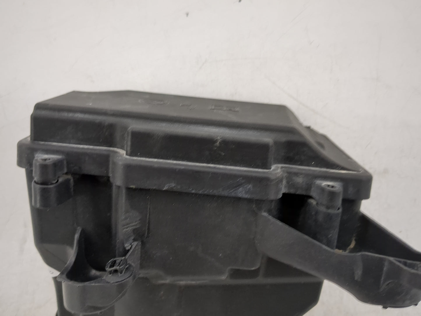2019 Mercedes-benz Glc300 Fusebox Fuse Box Relay Module 1460495 - Oemusedautoparts1.com