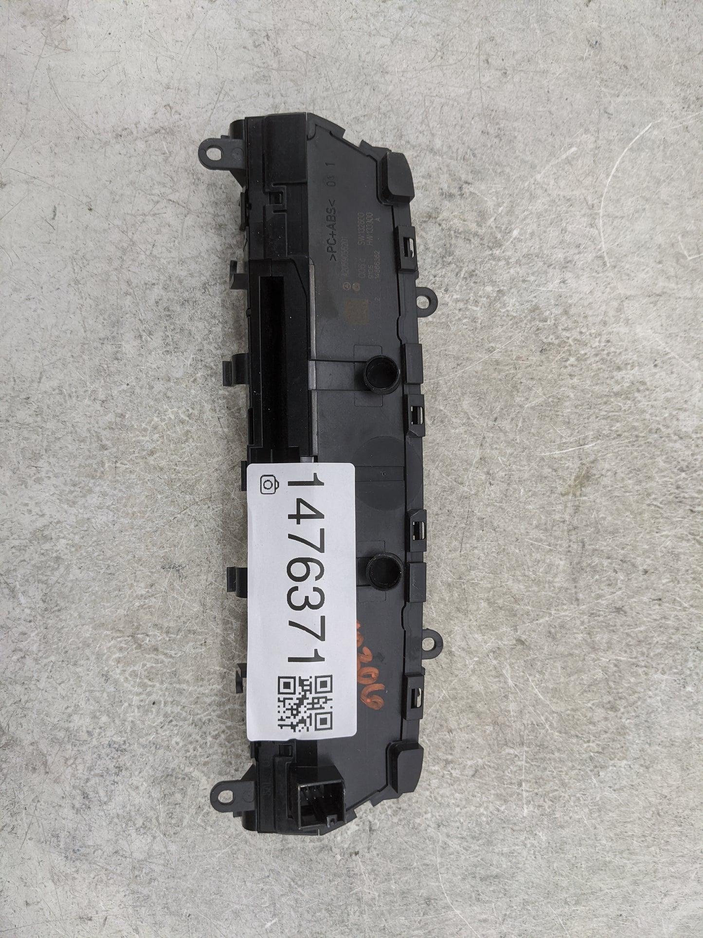 2016-2019 Mercedes-Benz Glc300 Radio AM FM Cd Player Receiver Replacement P/N:A2059055201 Fits Fits 2015 2016 2017 2018 2019