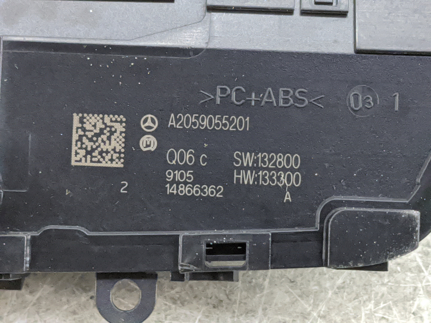 2016-2019 Mercedes-Benz Glc300 Radio AM FM Cd Player Receiver Replacement P/N:A2059055201 Fits Fits 2015 2016 2017 2018 2019