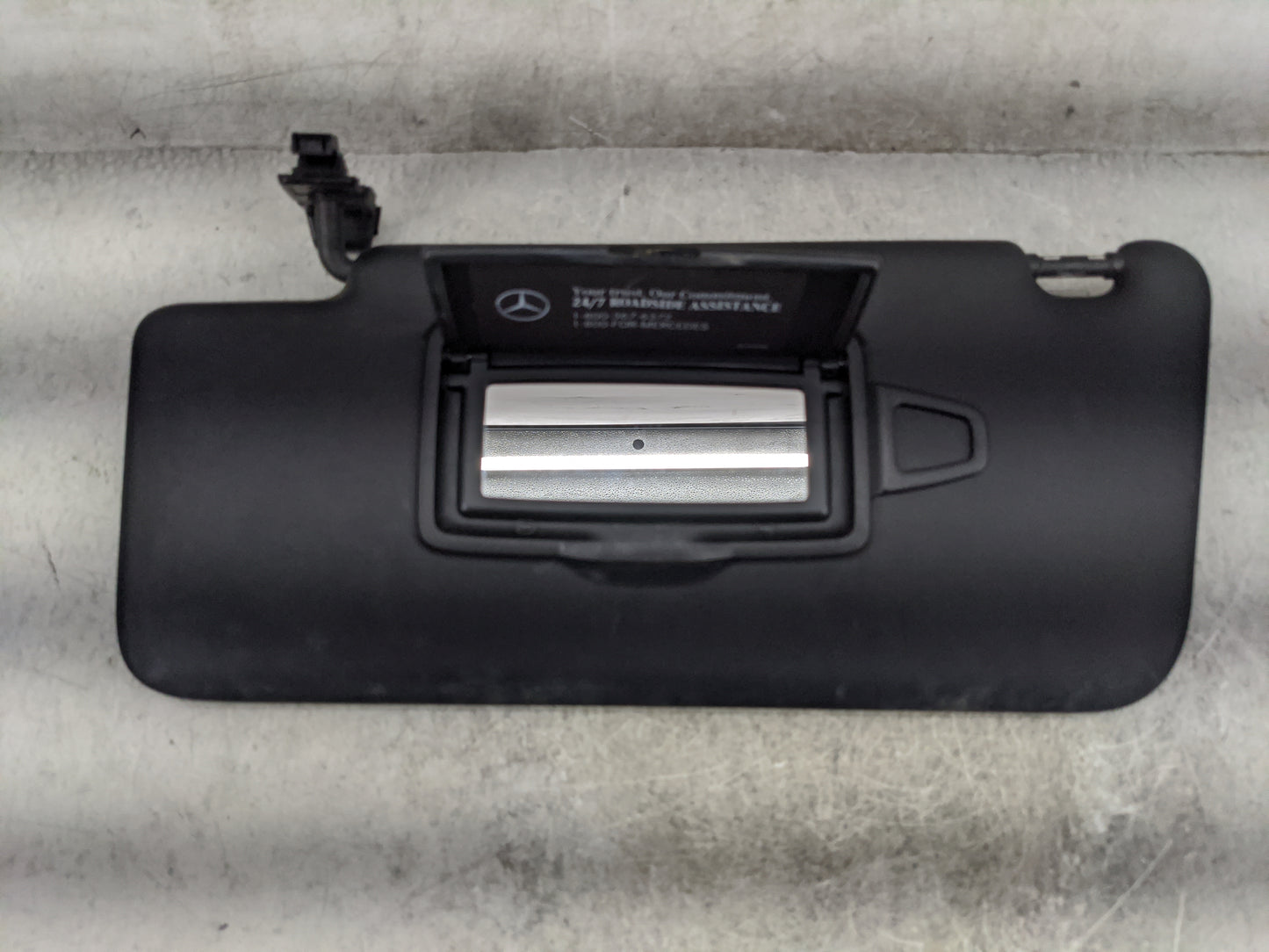 2016-2019 Mercedes-Benz Gle Sun Visor Shade Replacement Driver Left Mirror Fits Fits 2016 2017 2018 2019 OEM Used Auto Parts