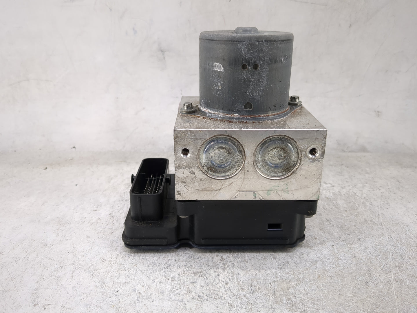 2019 Mercedes-Benz Gle Class ABS Pump Control Module Replacement P/N:A1664318609 A1669013400 Fits Fits 2017 2018 OEM Used Au