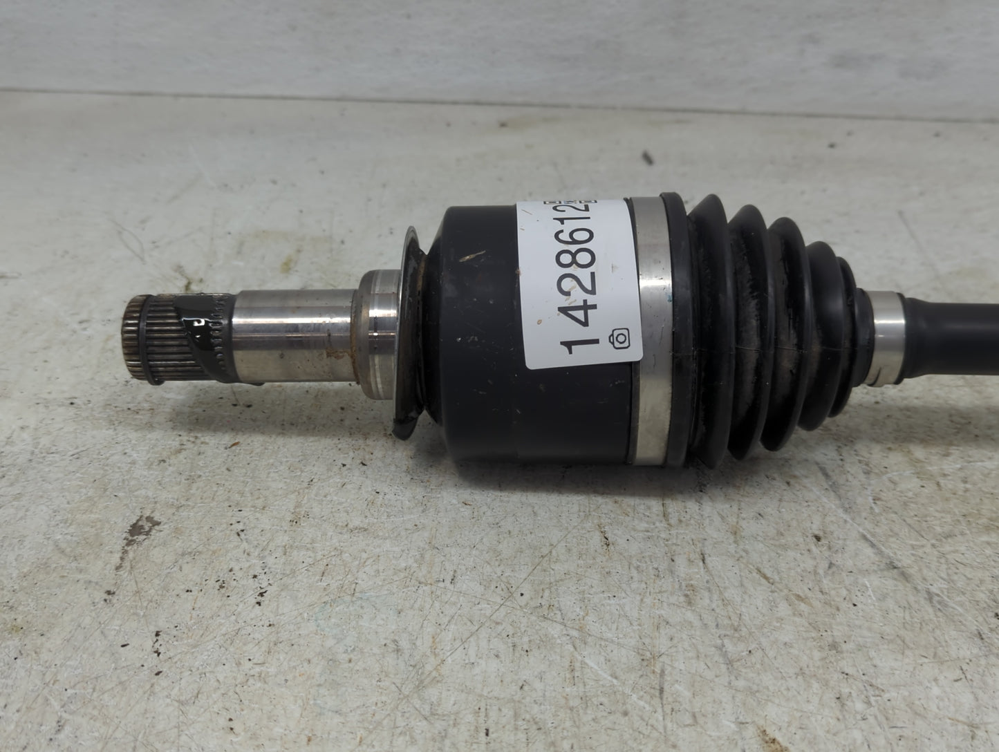 2017-2019 Mercedes-benz Gls450 Axle Shaft Front Driver Cv C/v - Oemusedautoparts1.com
