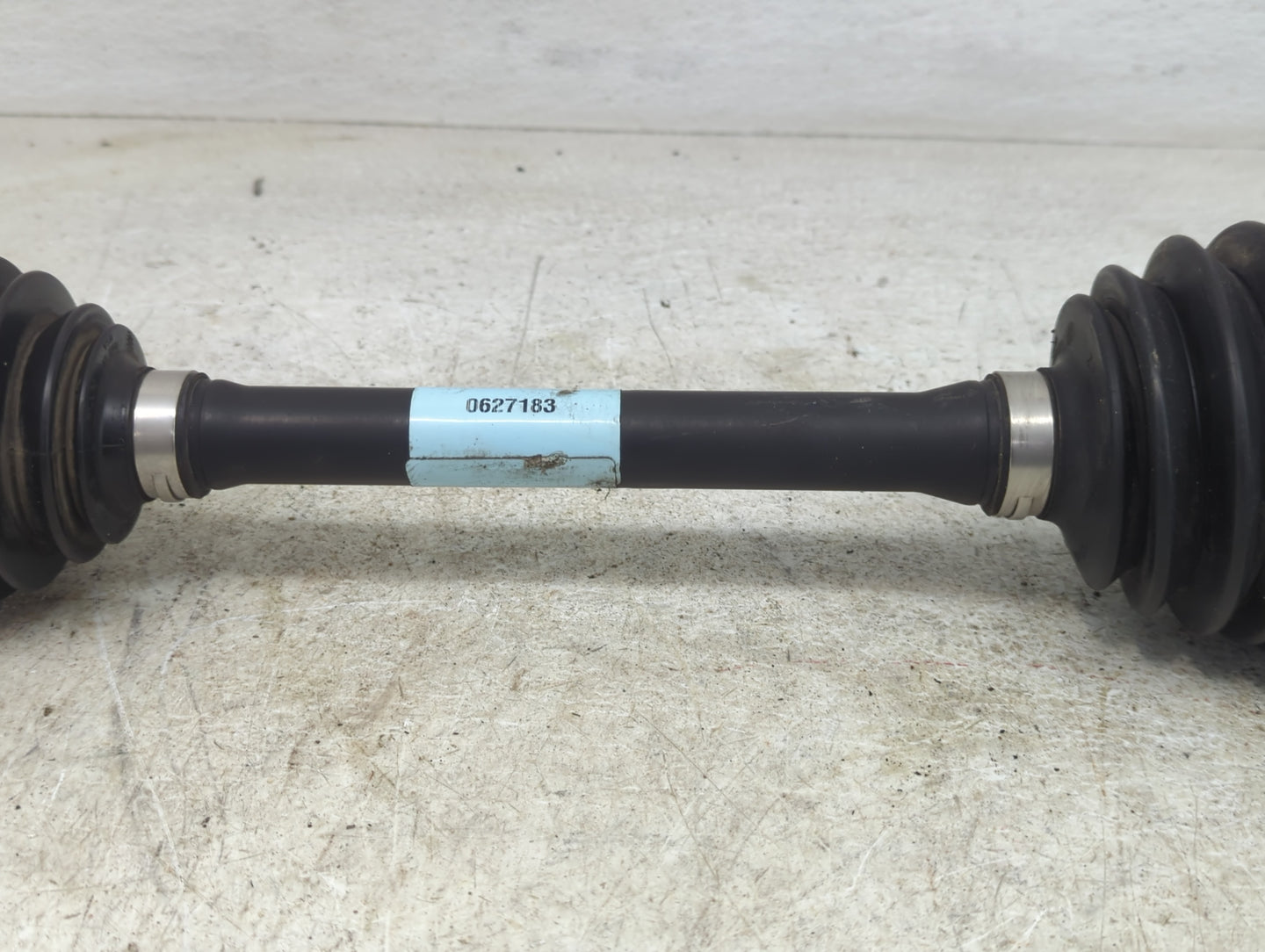 2017-2019 Mercedes-benz Gls450 Axle Shaft Front Driver Cv C/v - Oemusedautoparts1.com
