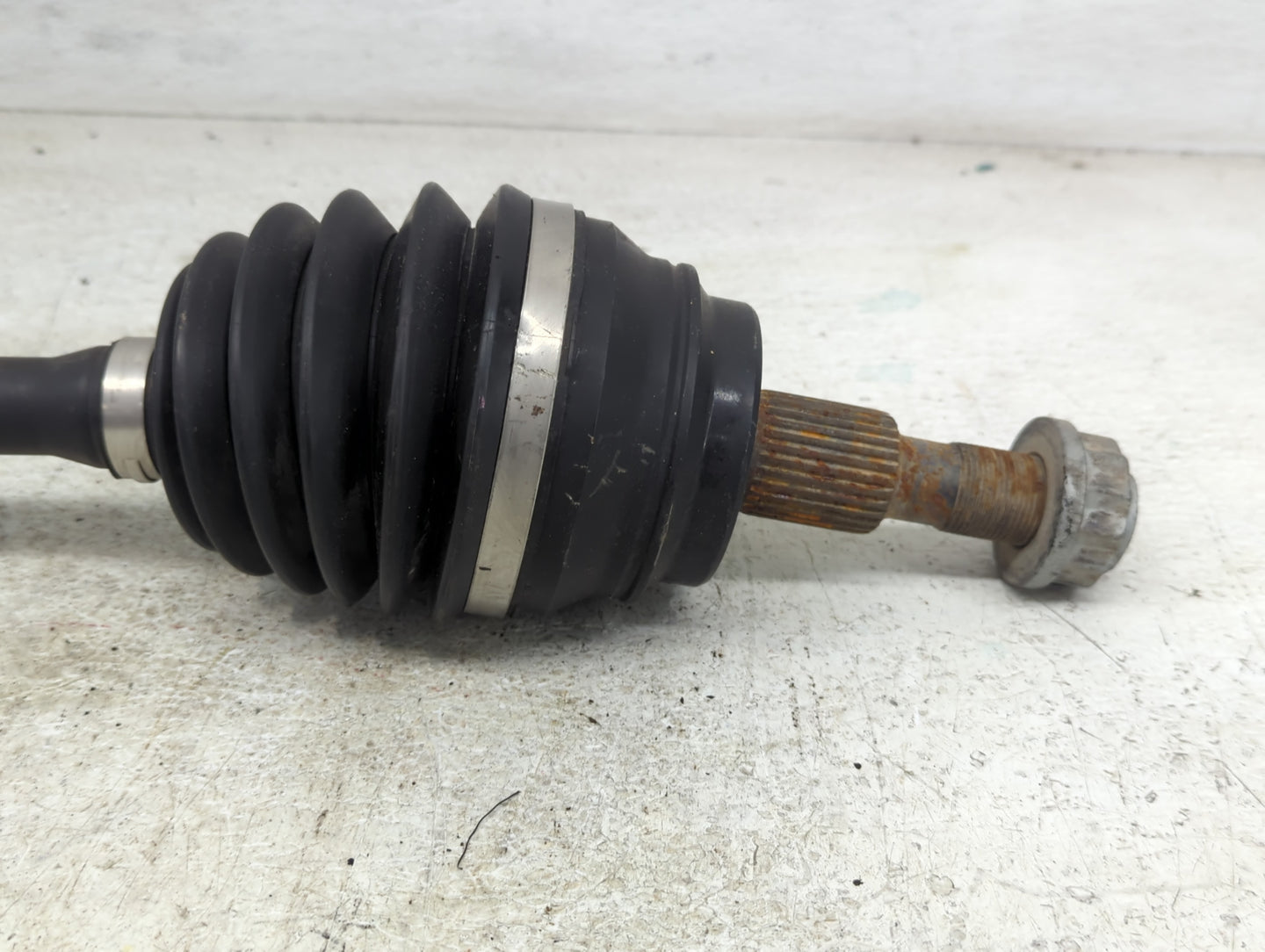 2017-2019 Mercedes-benz Gls450 Axle Shaft Front Driver Cv C/v - Oemusedautoparts1.com