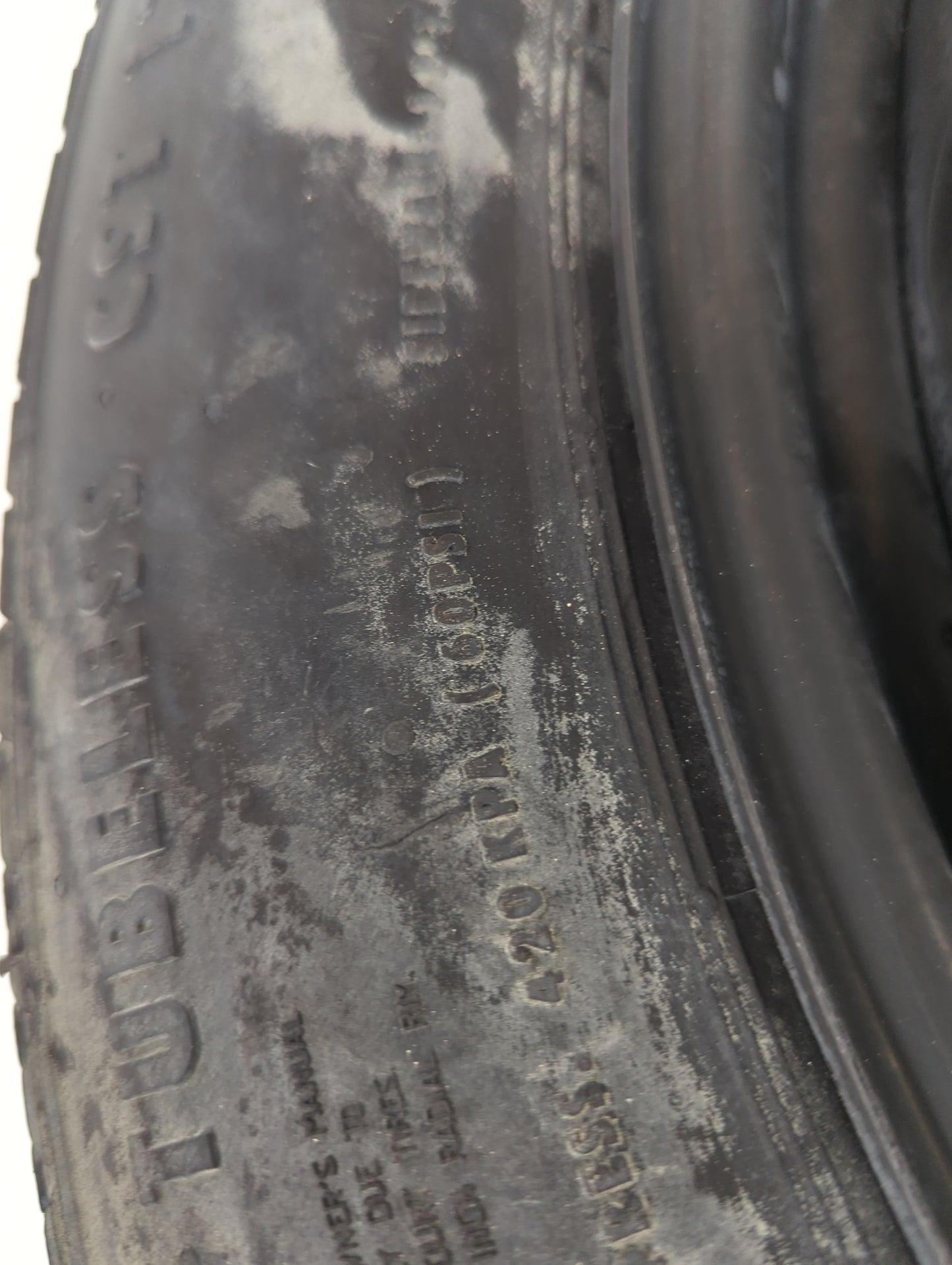 2017-2019 Mercedes-benz Gls550 Spare Donut Tire Wheel Rim Oem - Oemusedautoparts1.com