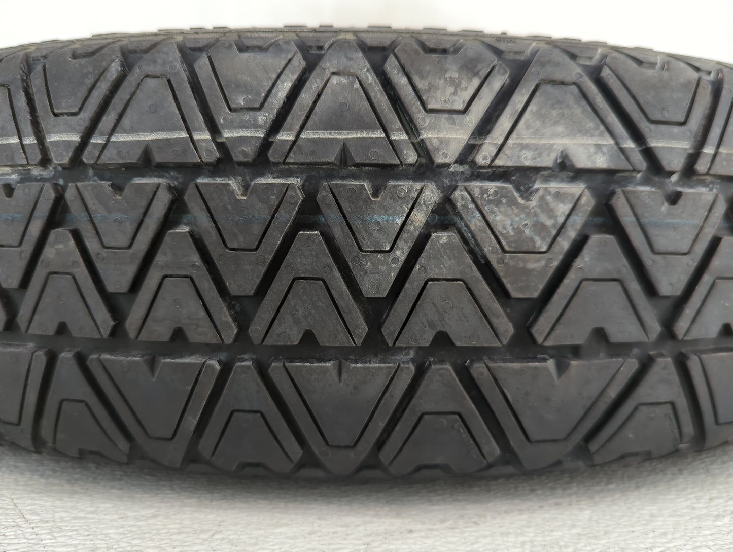2017-2019 Mercedes-benz Gls550 Spare Donut Tire Wheel Rim Oem - Oemusedautoparts1.com