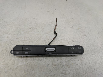 compare product 2019 Mercedes-benz Sprinter Radio Control Panel