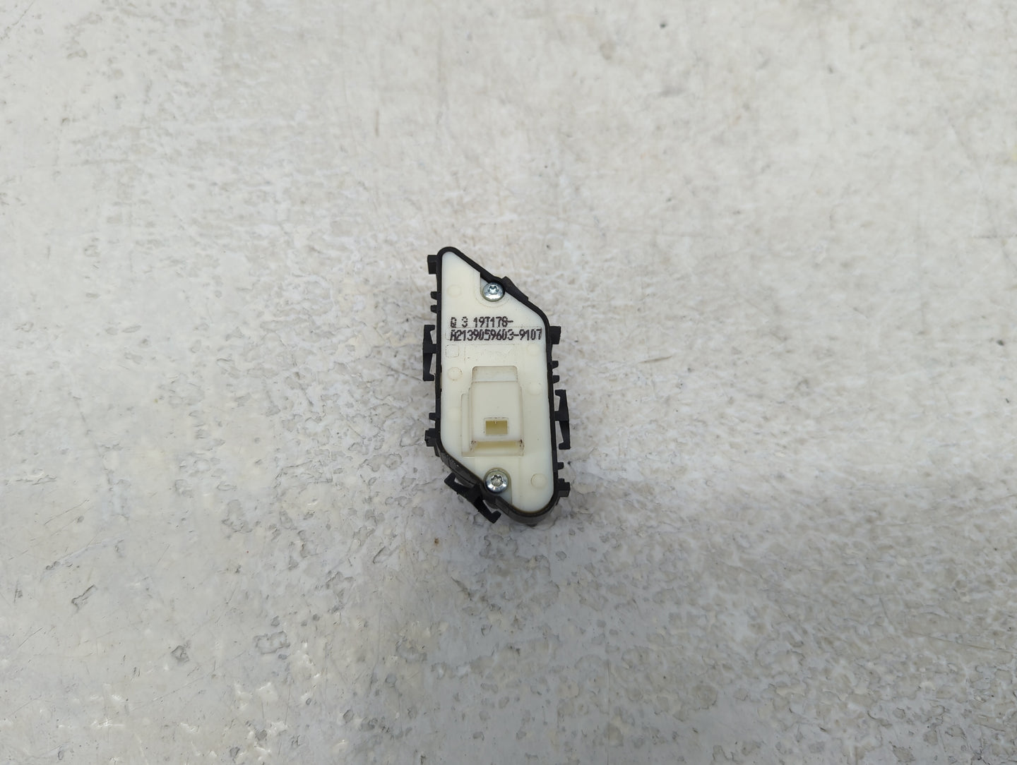 2019 Mercedes-Benz Sprinter 2500 Master Power Window Switch Replacement Driver Side Left P/N:A2139059603 Fits OEM Used Auto 