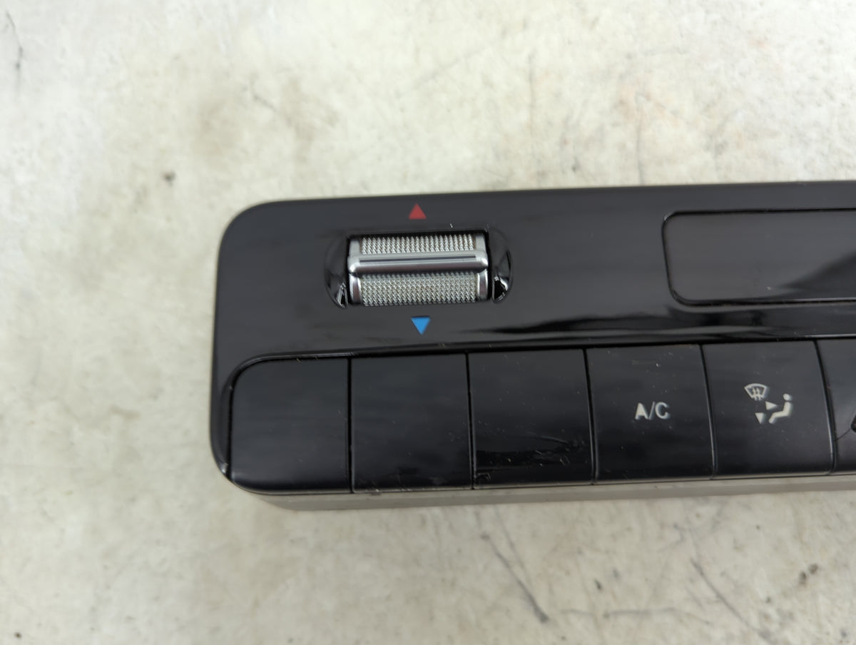 2019 Mercedes-Benz Sprinter 2500 Climate Control Module Temperature AC/Heater Replacement Fits OEM Used Auto Parts - Oemused