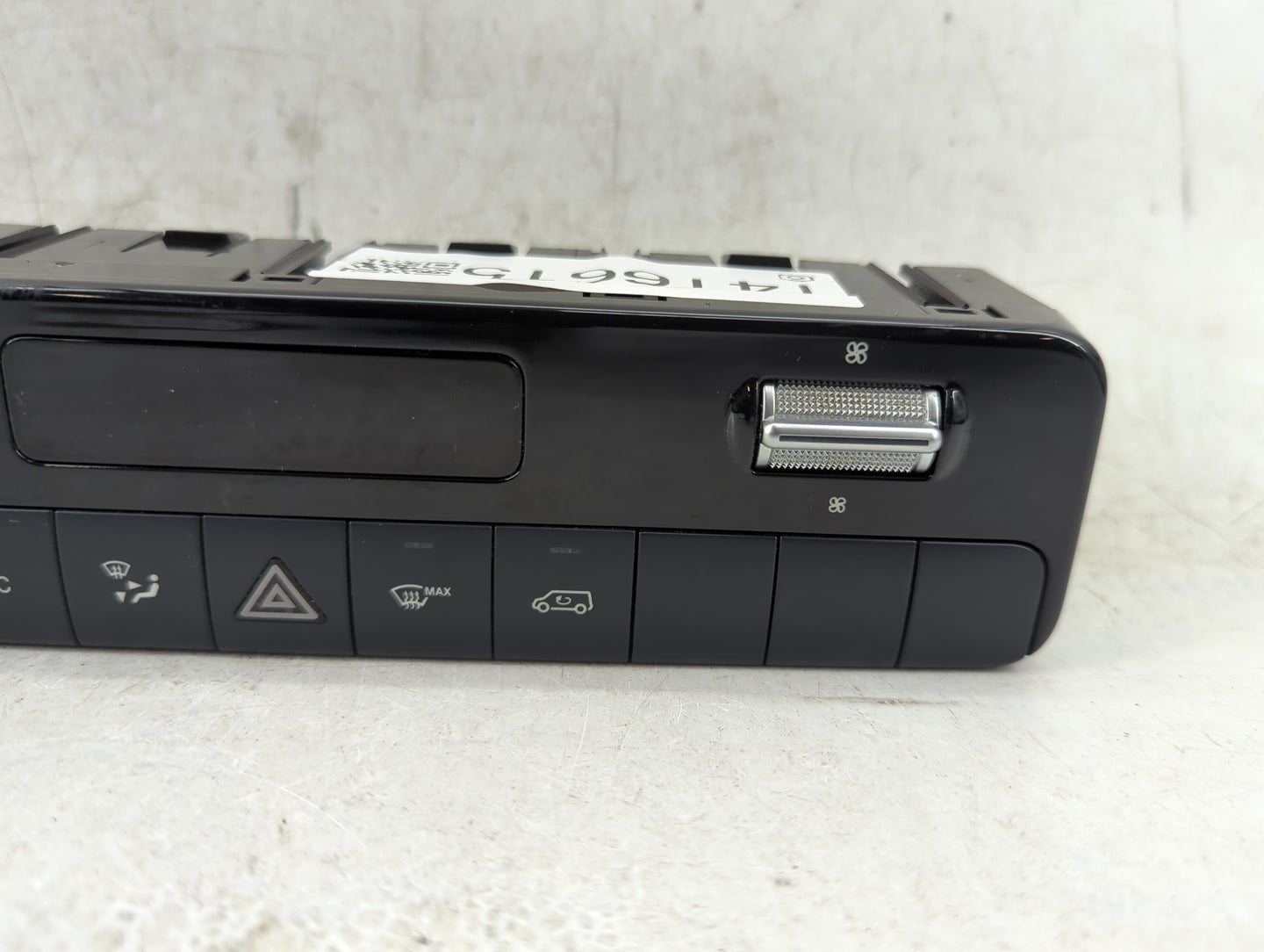2019 Mercedes-Benz Sprinter 3500 Climate Control Module Temperature AC/Heater Replacement P/N:9079054806 Fits OEM Used Auto 