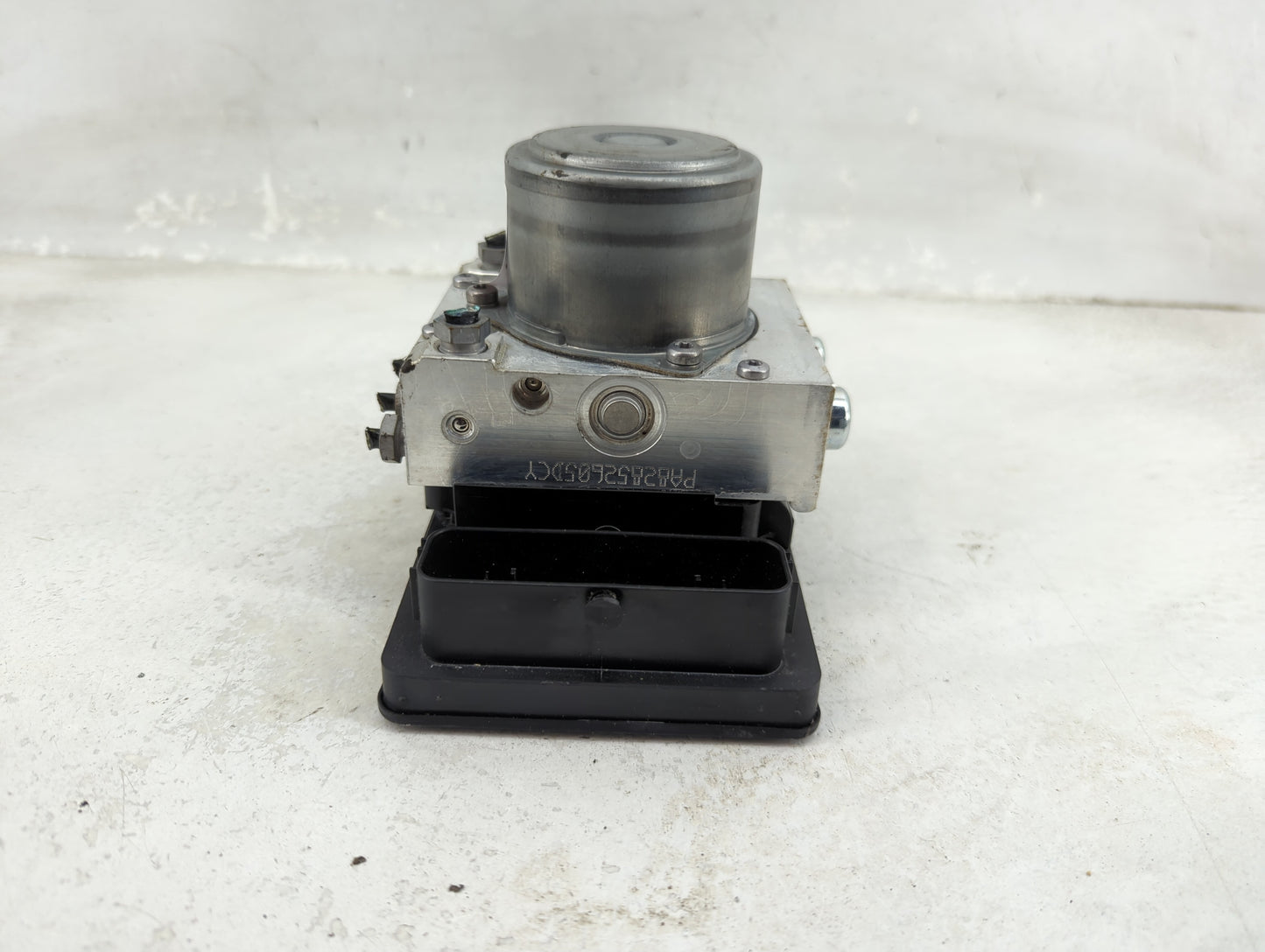 2019 Mercedes C300 ABS Pump Control Module Replacement P/N:A2059005744 68227116, A008M906, A008N064-A Fits Fits 2018 2020 20