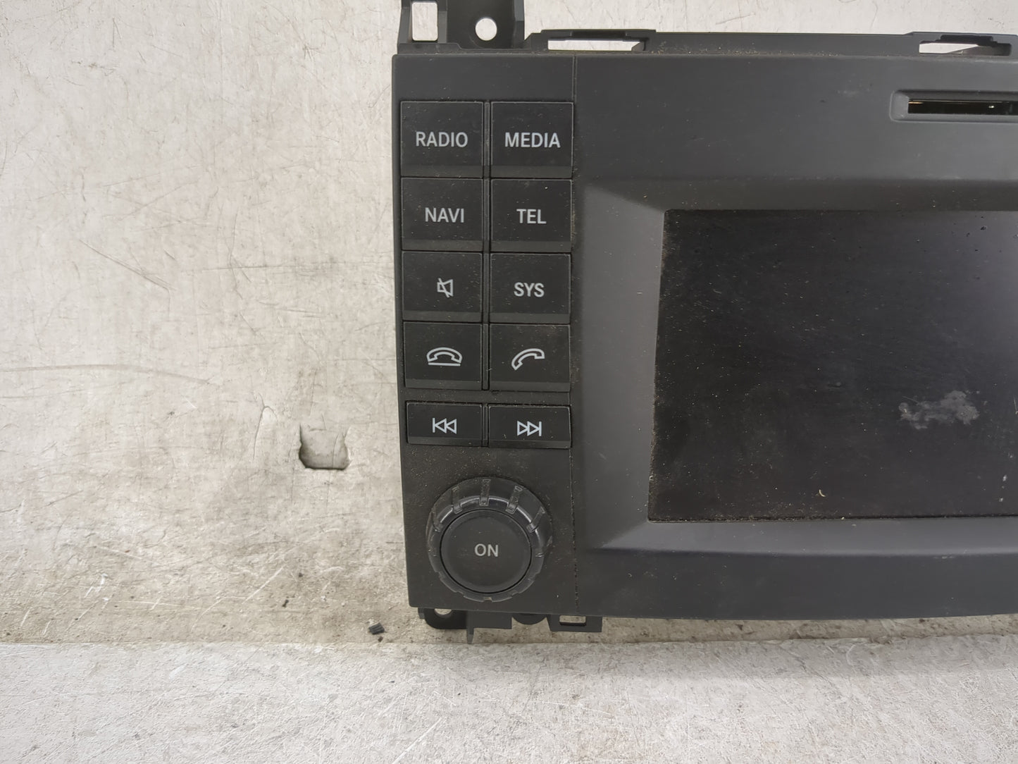 2019 Mercedes Metris Radio AM FM Cd Player Receiver Replacement P/N:A4479009005 RY2540, A4479012402 Fits Fits 2016 2017 2018