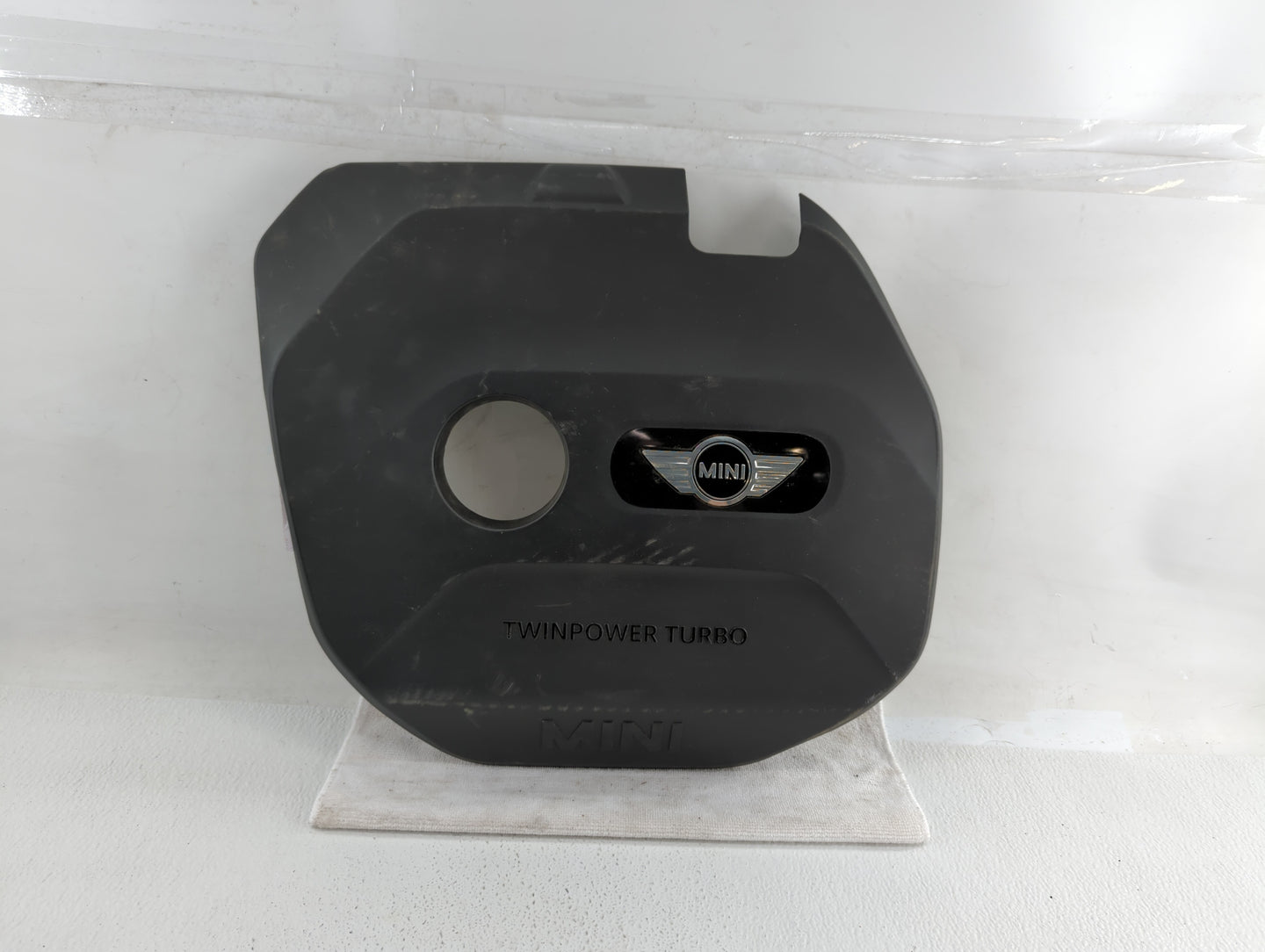 2019 Mini Cooper Engine Cover - Oemusedautoparts1.com