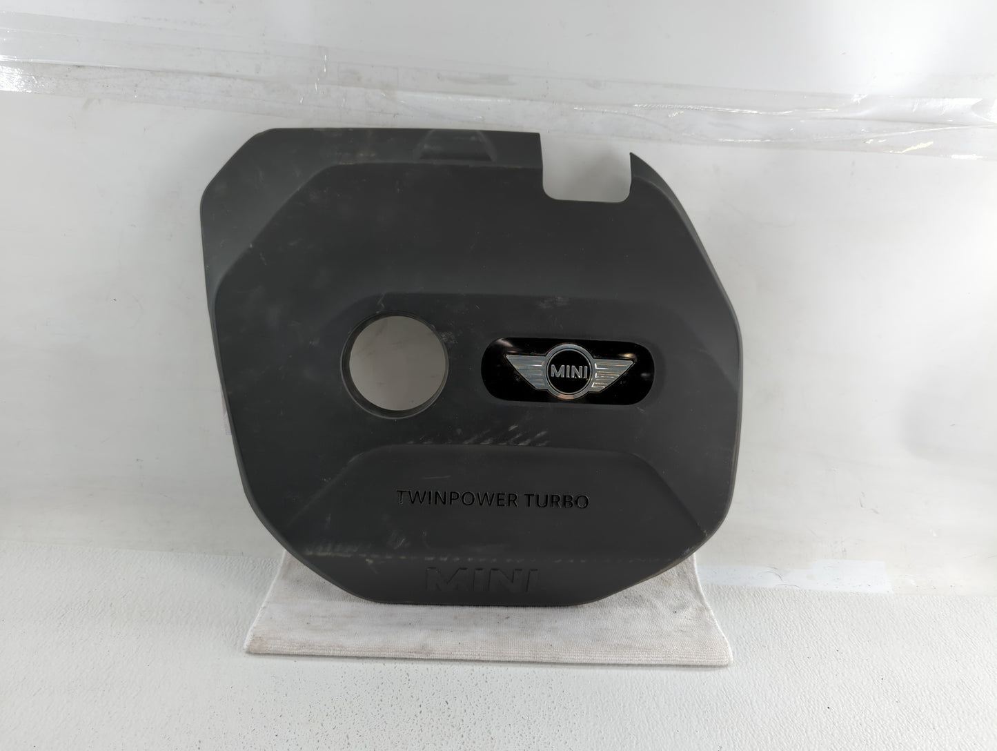 2019 Mini Cooper Engine Cover - Oemusedautoparts1.com