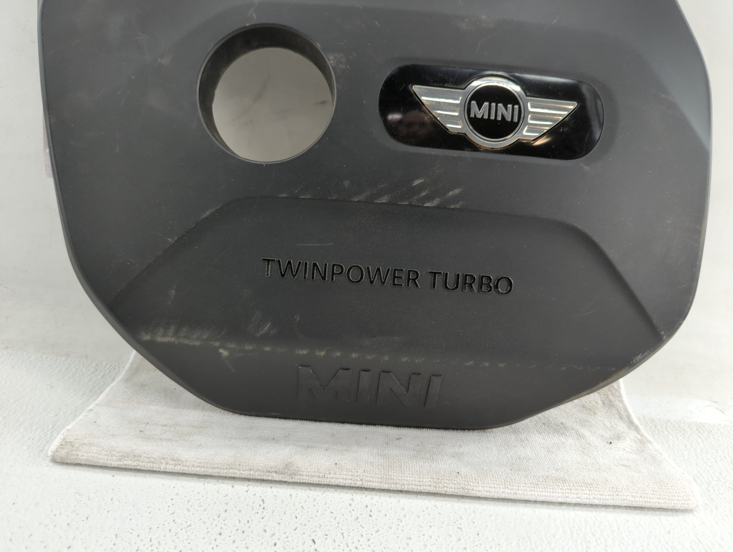 2019 Mini Cooper Engine Cover - Oemusedautoparts1.com