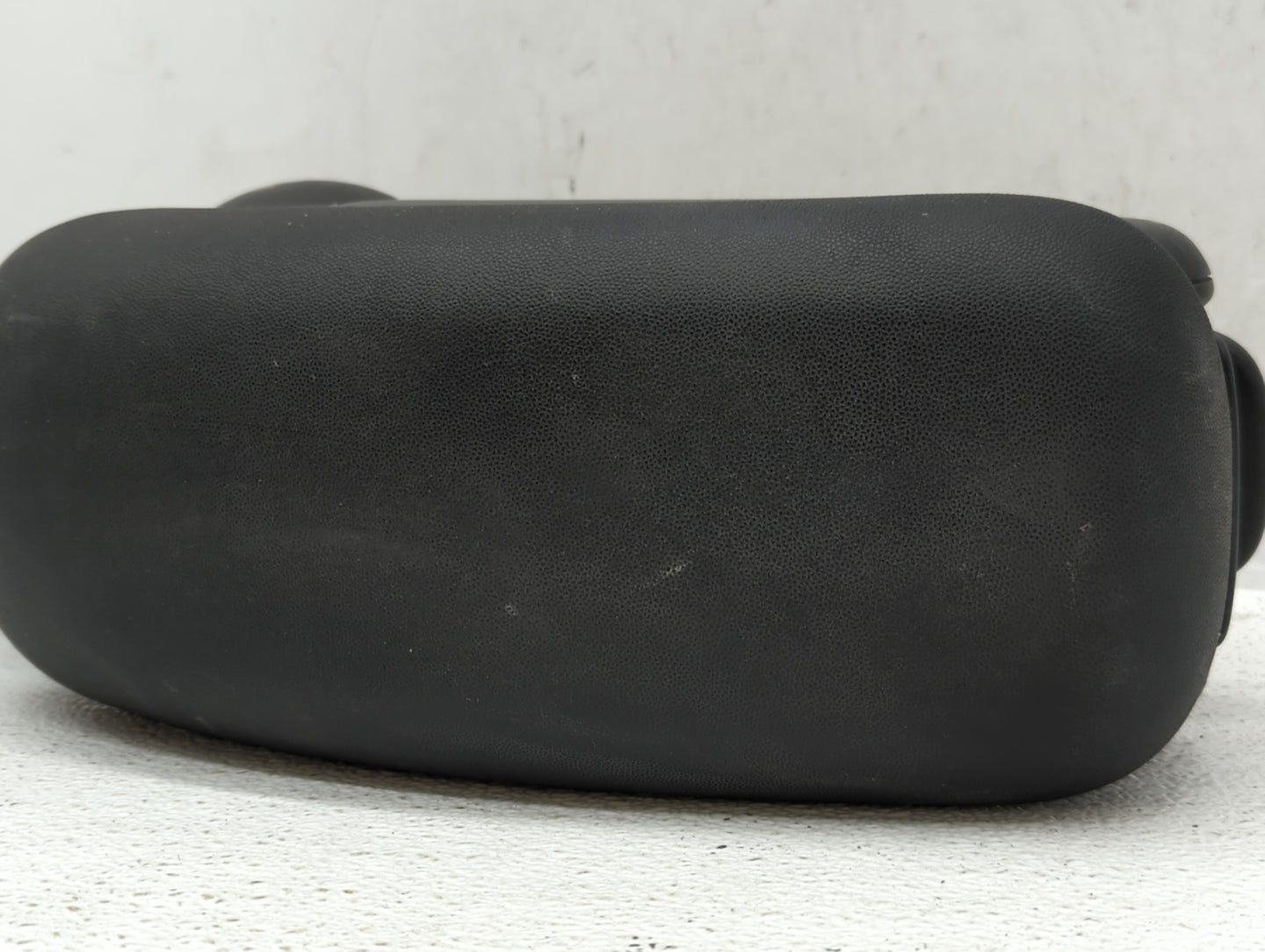 2019 Mini Cooper Center Console Armrest Cover Lid - Oemusedautoparts1.com