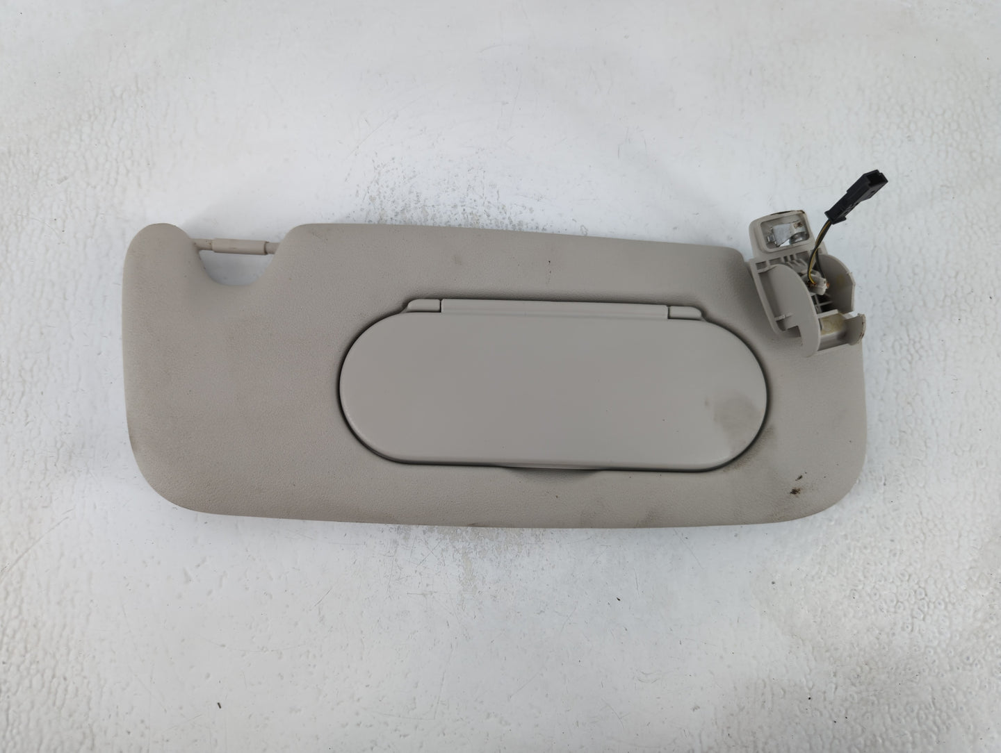 2019 Mini Cooper Sun Visor Shade Replacement Passenger Right Mirror Fits OEM Used Auto Parts - Oemusedautoparts1.com