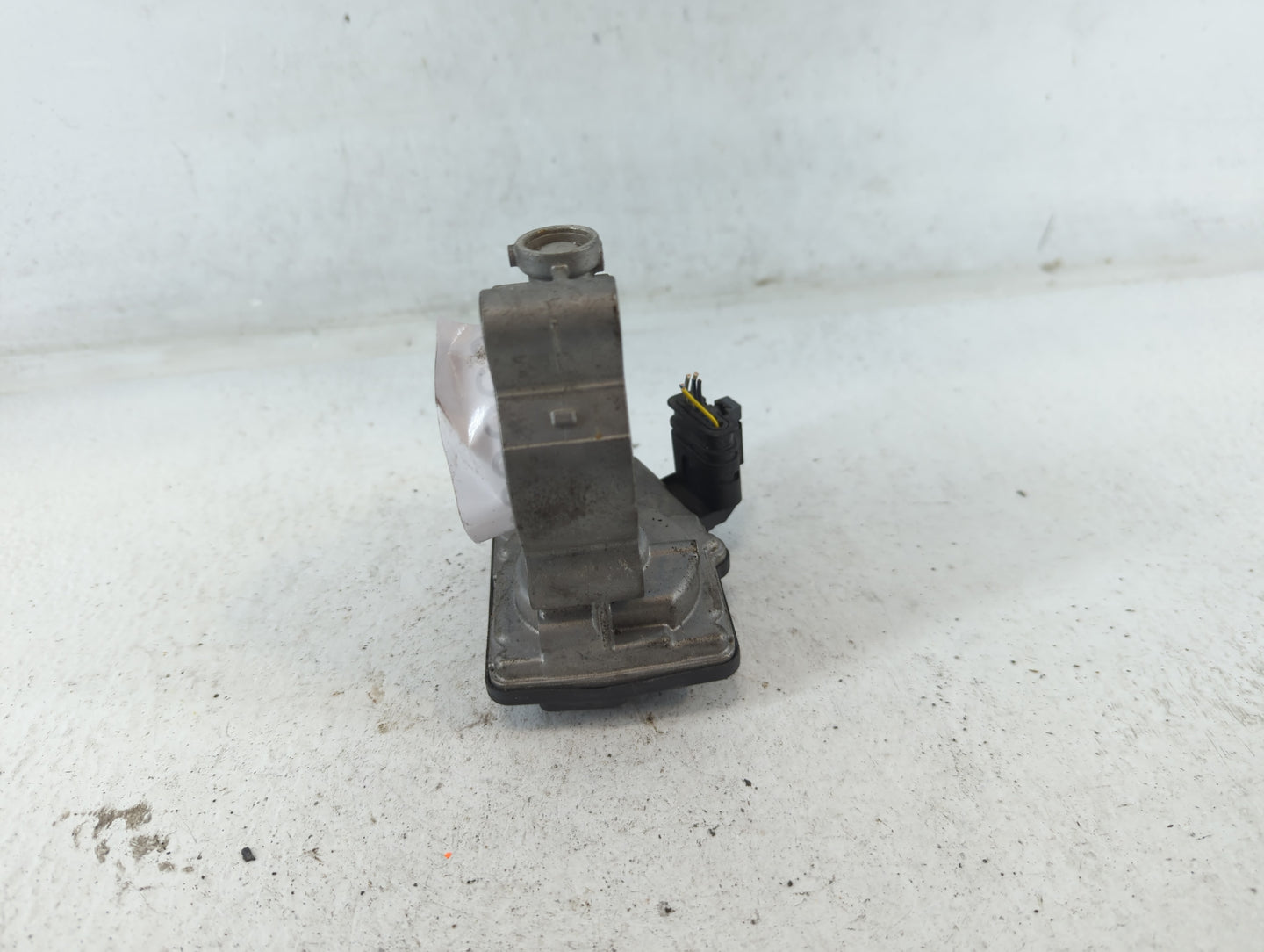 2016-2019 Mini Cooper Throttle Body P/N:A2C15022300 Fits Fits 2014 2015 2016 2017 2018 2019 OEM Used Auto Parts - Oemusedaut