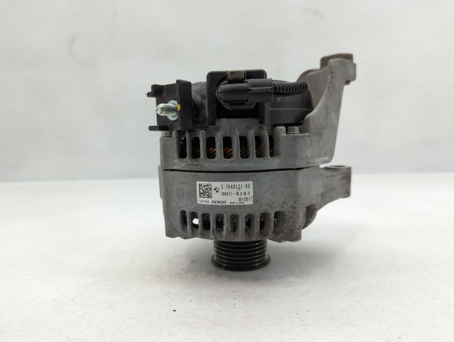 2016-2019 Mini Cooper Alternator Replacement Generator Charging Assembly Engine OEM P/N:7640131-05 104211-8183 Fits OEM Used
