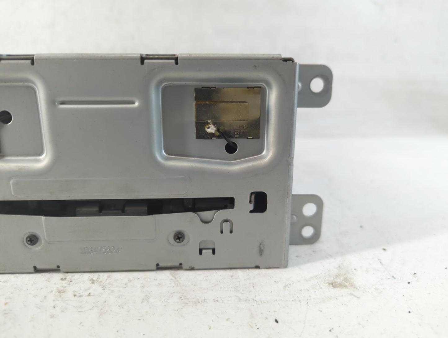 2019 Mini Cooper Countryman Radio AM FM Cd Player Receiver Replacement P/N:22980112 Fits Fits 2018 2020 2021 2022 OEM Used A