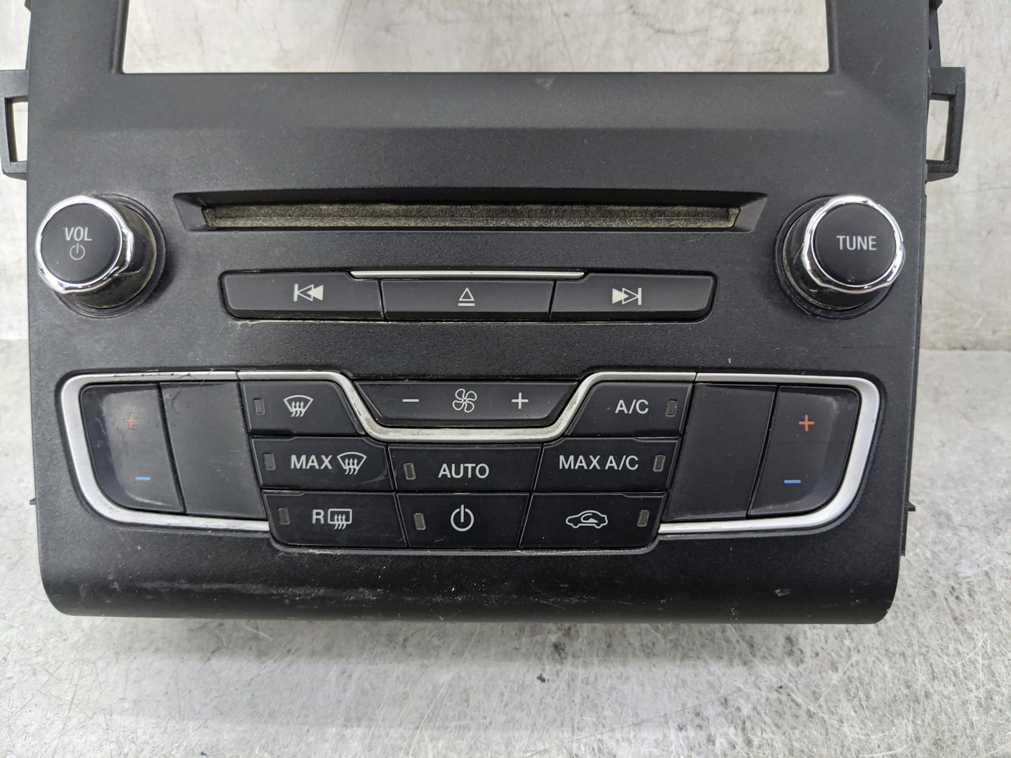 2019 Mini Cooper Countryman Climate Control Module Temperature AC/Heater Replacement P/N:HS7T-18E245-CGC Fits Fits 2017 2018