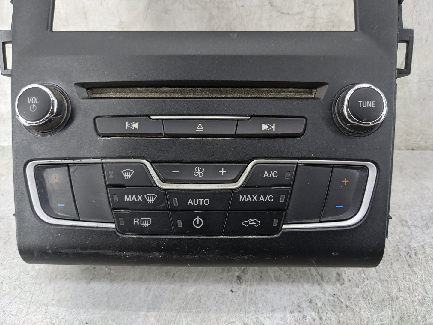 2019 Mini Cooper Countryman Climate Control Module Temperature AC/Heater Replacement P/N:HS7T-18E245-CGC Fits Fits 2017 2018