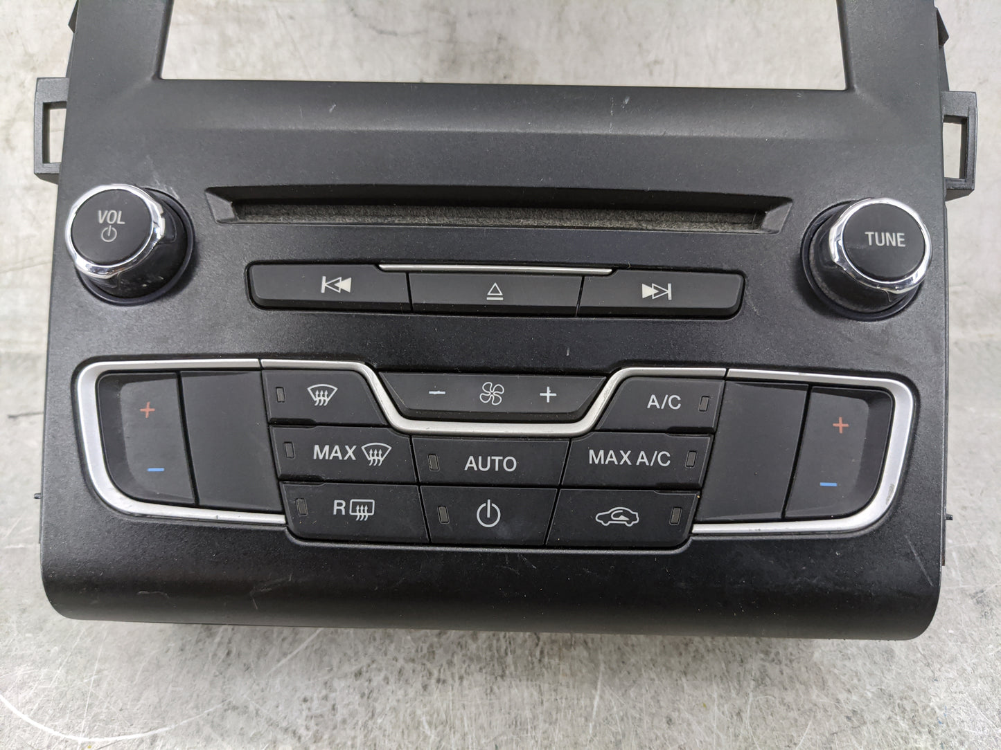 2019 Mini Cooper Countryman Climate Control Module Temperature AC/Heater Replacement P/N:HS7T-18E245-CGC Fits Fits 2017 2018