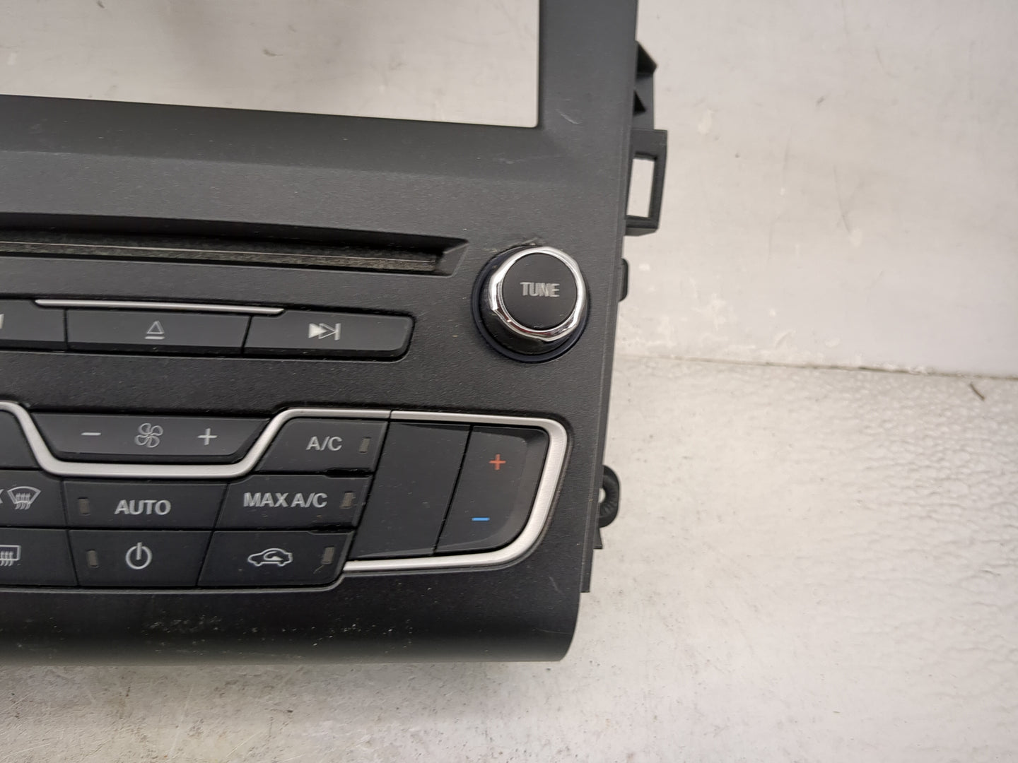 2019 Mini Cooper Countryman Climate Control Module Temperature AC/Heater Replacement P/N:HS7T-18E245-CGA Fits Fits 2017 2018