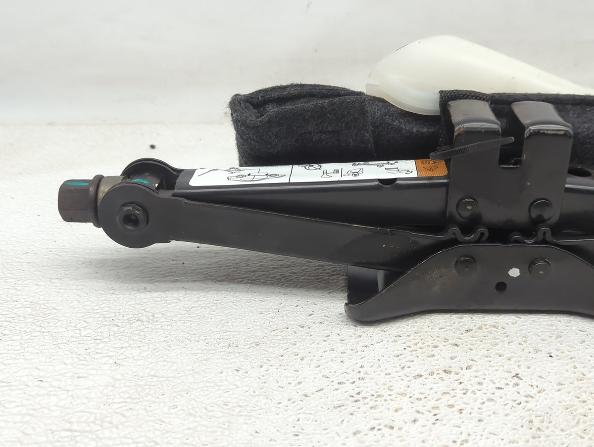 Mitsubishi Eclipse Cross Spare Scissor Car Jack - Oemusedautoparts1.com