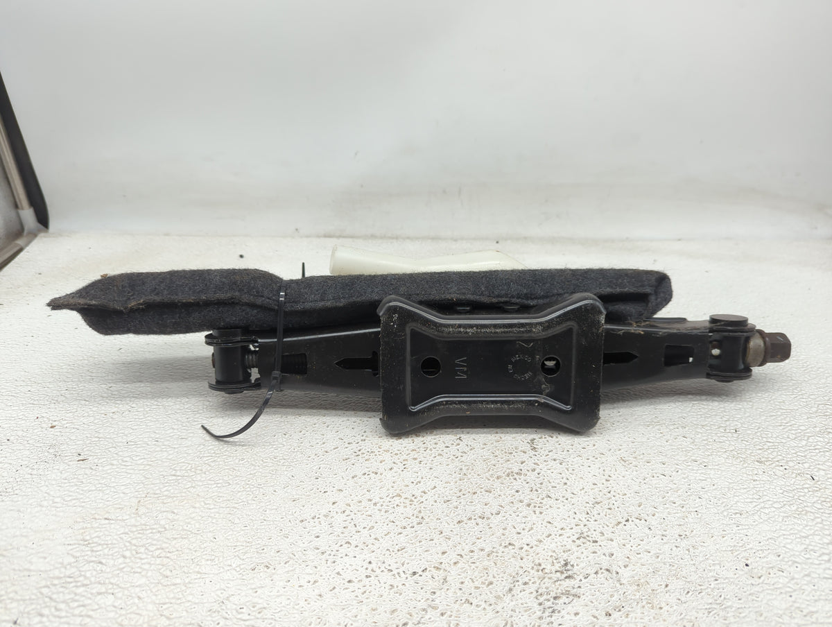 Mitsubishi Eclipse Cross Spare Scissor Car Jack - Oemusedautoparts1.com