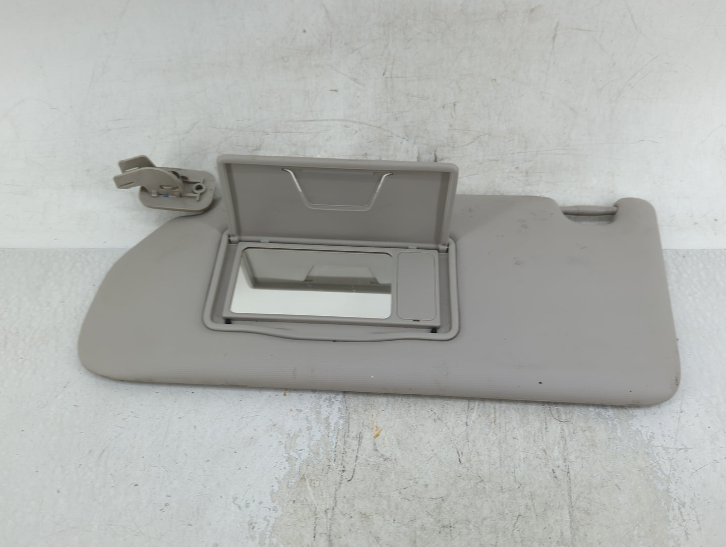 2018 Mitsubishi Eclipse Cross Sun Visor Shade Replacement Driver Left Mirror Fits OEM Used Auto Parts - Oemusedautoparts1.co