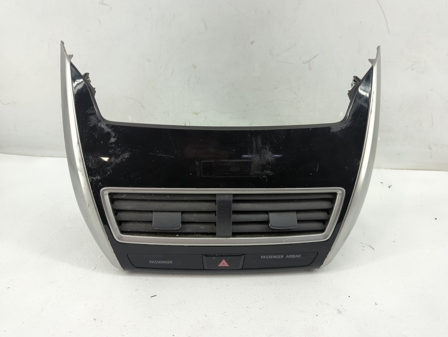 2019 Mitsubishi Eclipse Cross Hazard Switch 8002c684 - Oemusedautoparts1.com