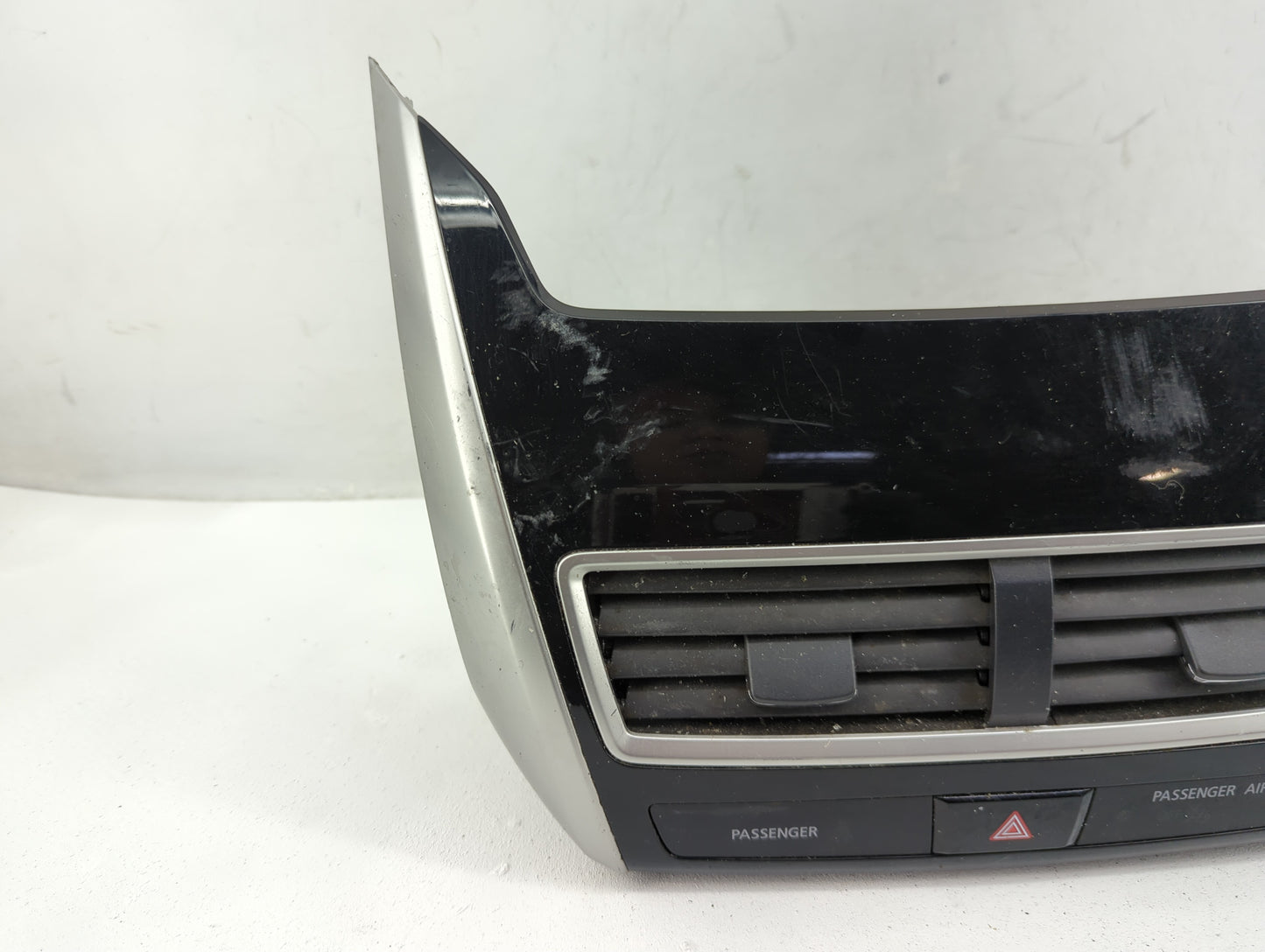 2019 Mitsubishi Eclipse Cross Hazard Switch 8002c684 - Oemusedautoparts1.com