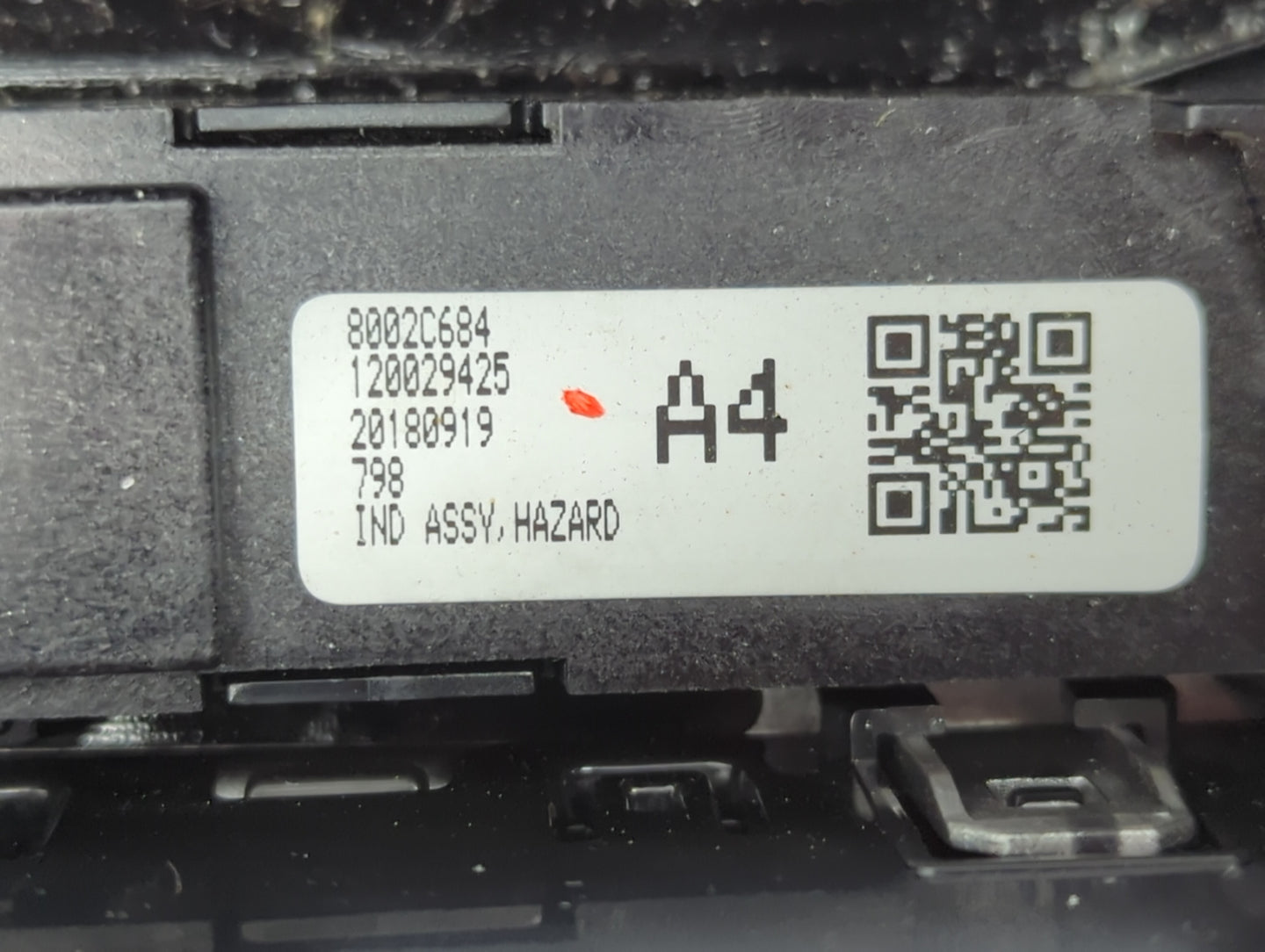 2019 Mitsubishi Eclipse Cross Hazard Switch 8002c684 - Oemusedautoparts1.com