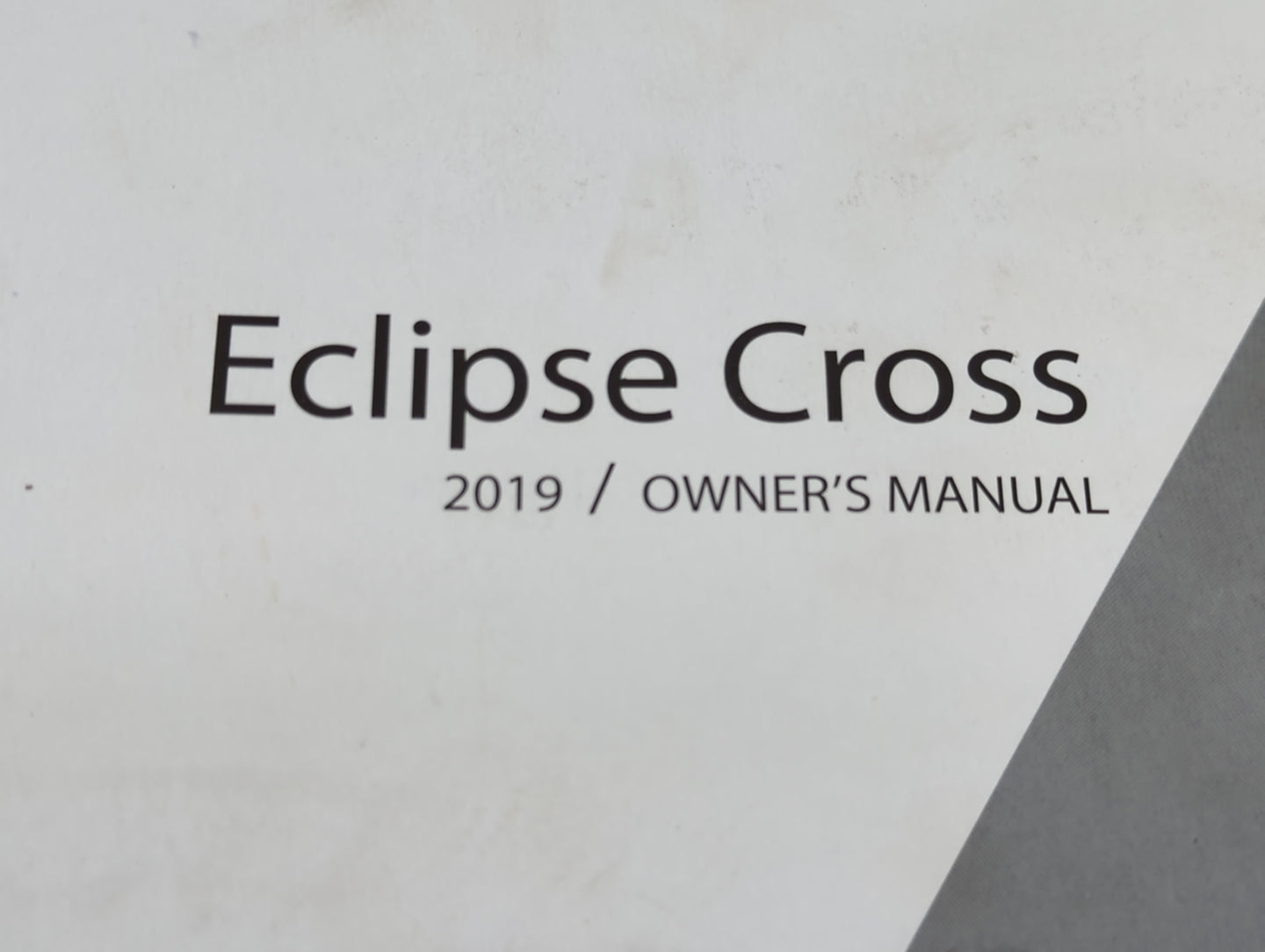 2019 Mitsubishi Eclipse Cross Owners Manual Book Guide P/N:9290J555 OEM Used Auto Parts - Oemusedautoparts1.com
